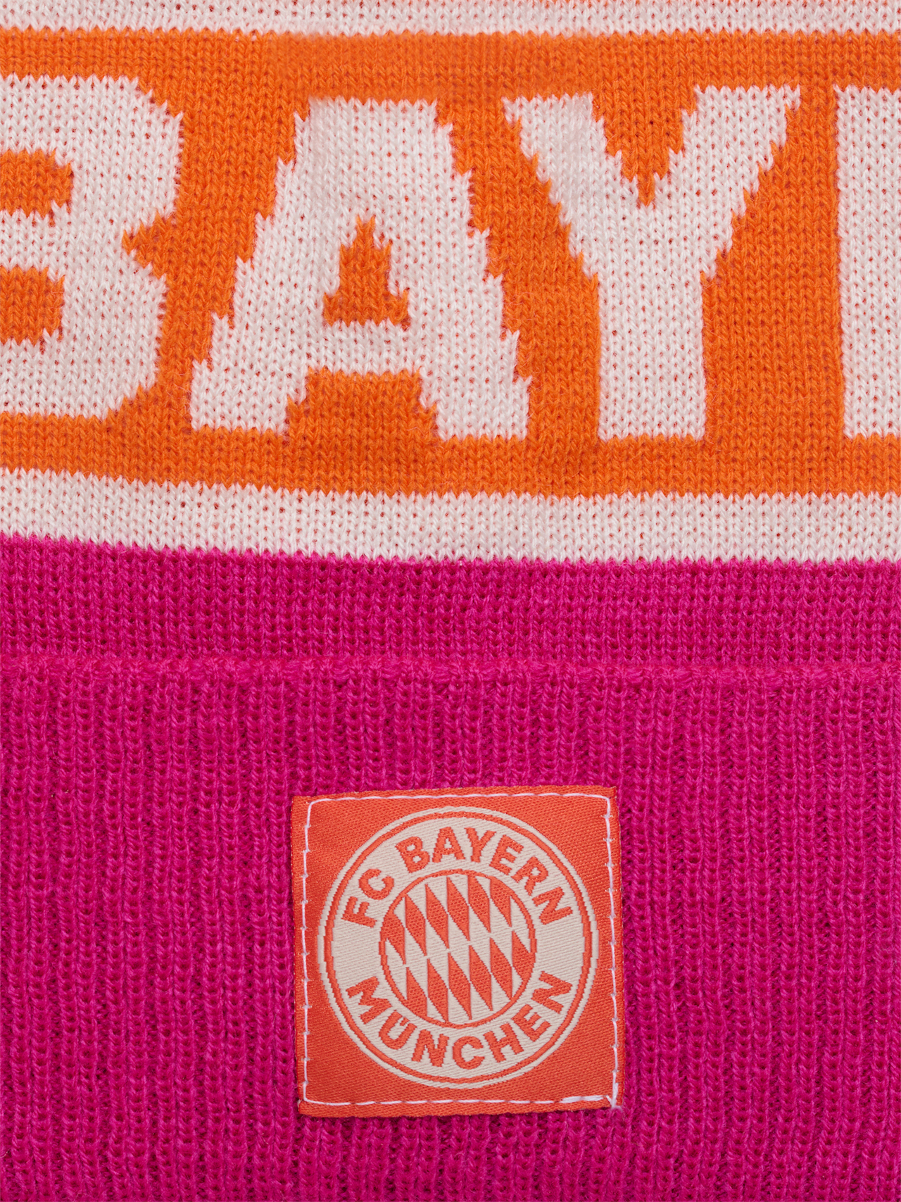 Street knitted hat detail 2