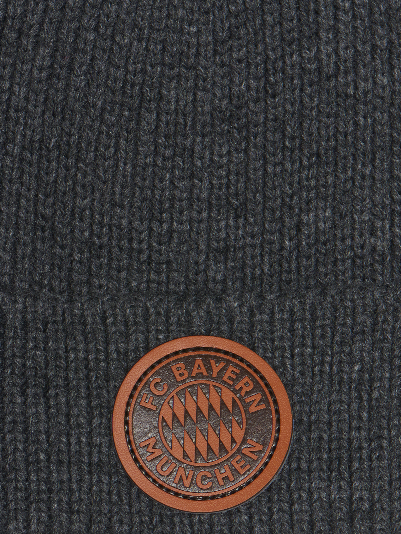 Knitted hat homeland detail 3