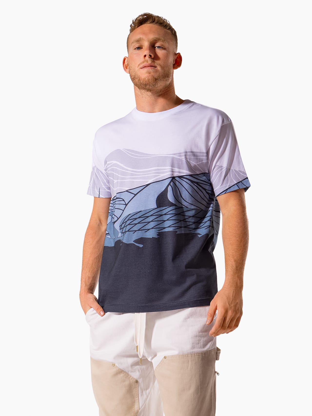 T-Shirt Mountain Skyline detail 5
