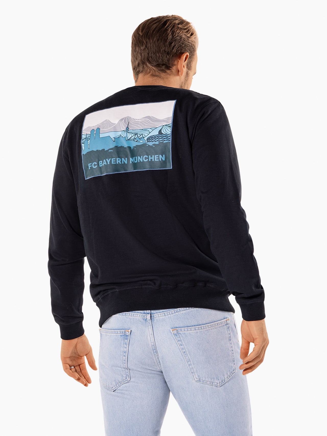 Mountain Skyline sweatshirt detail 6