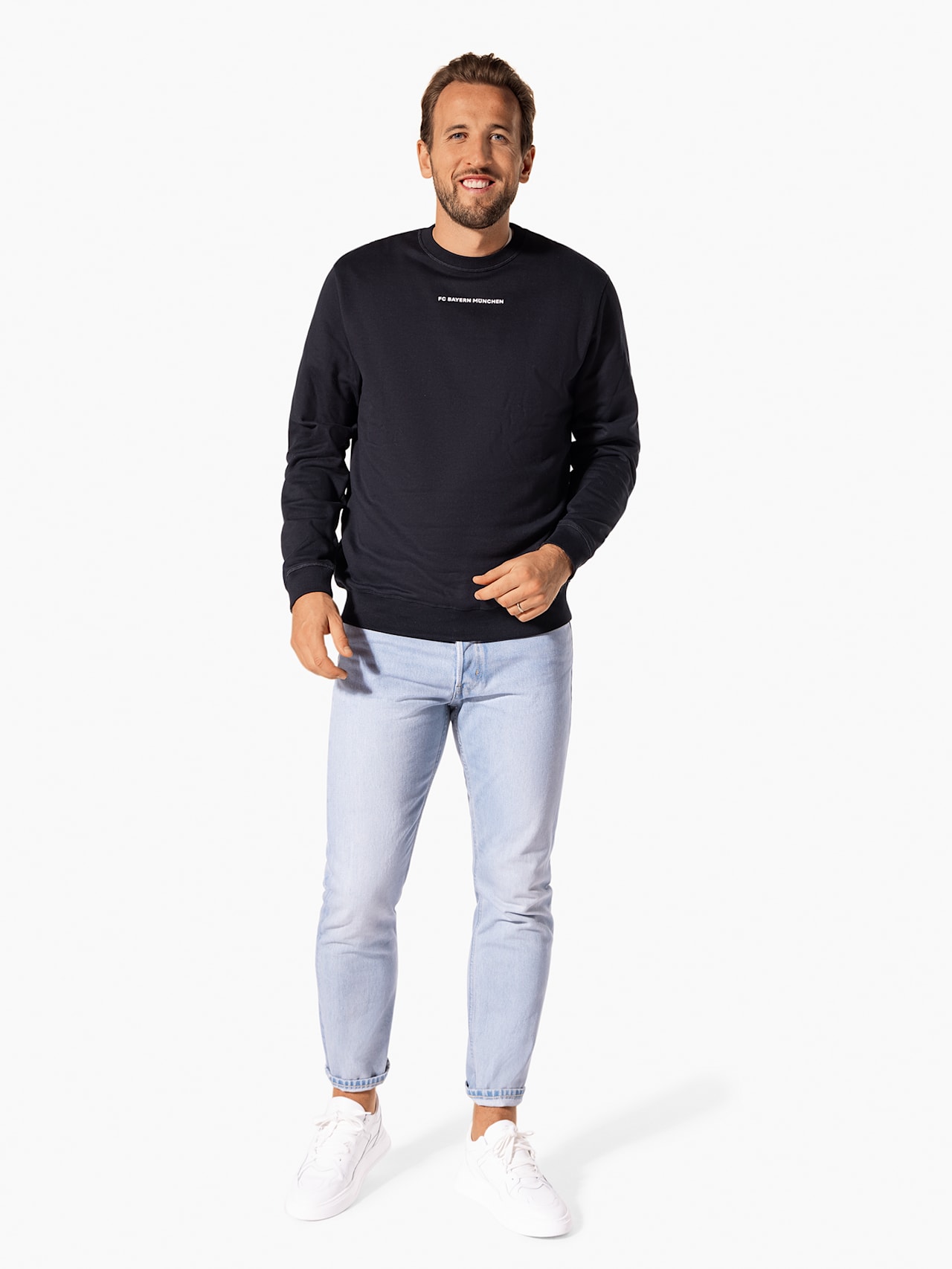 Mountain Skyline sweatshirt detail 7