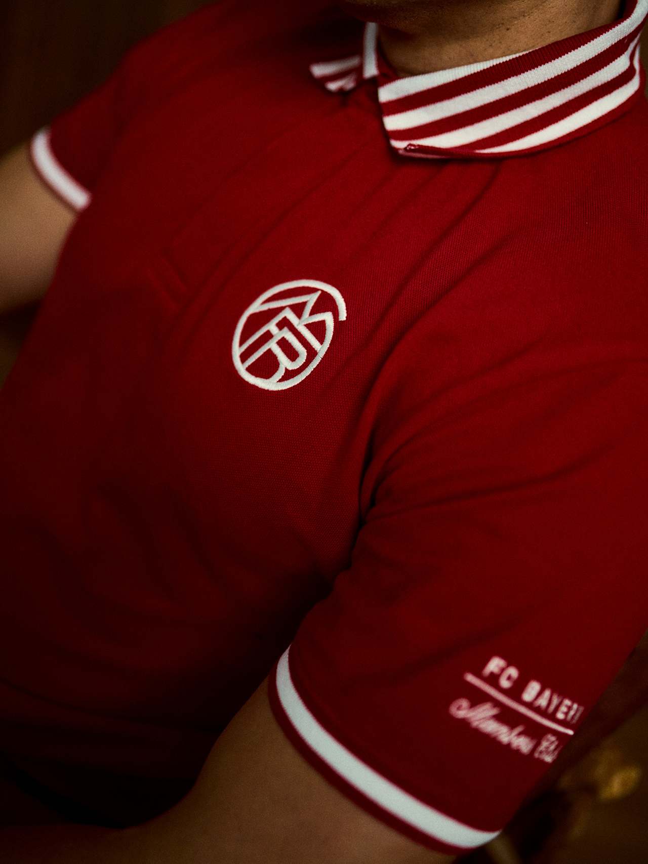 Members Club polo shirt detail 7
