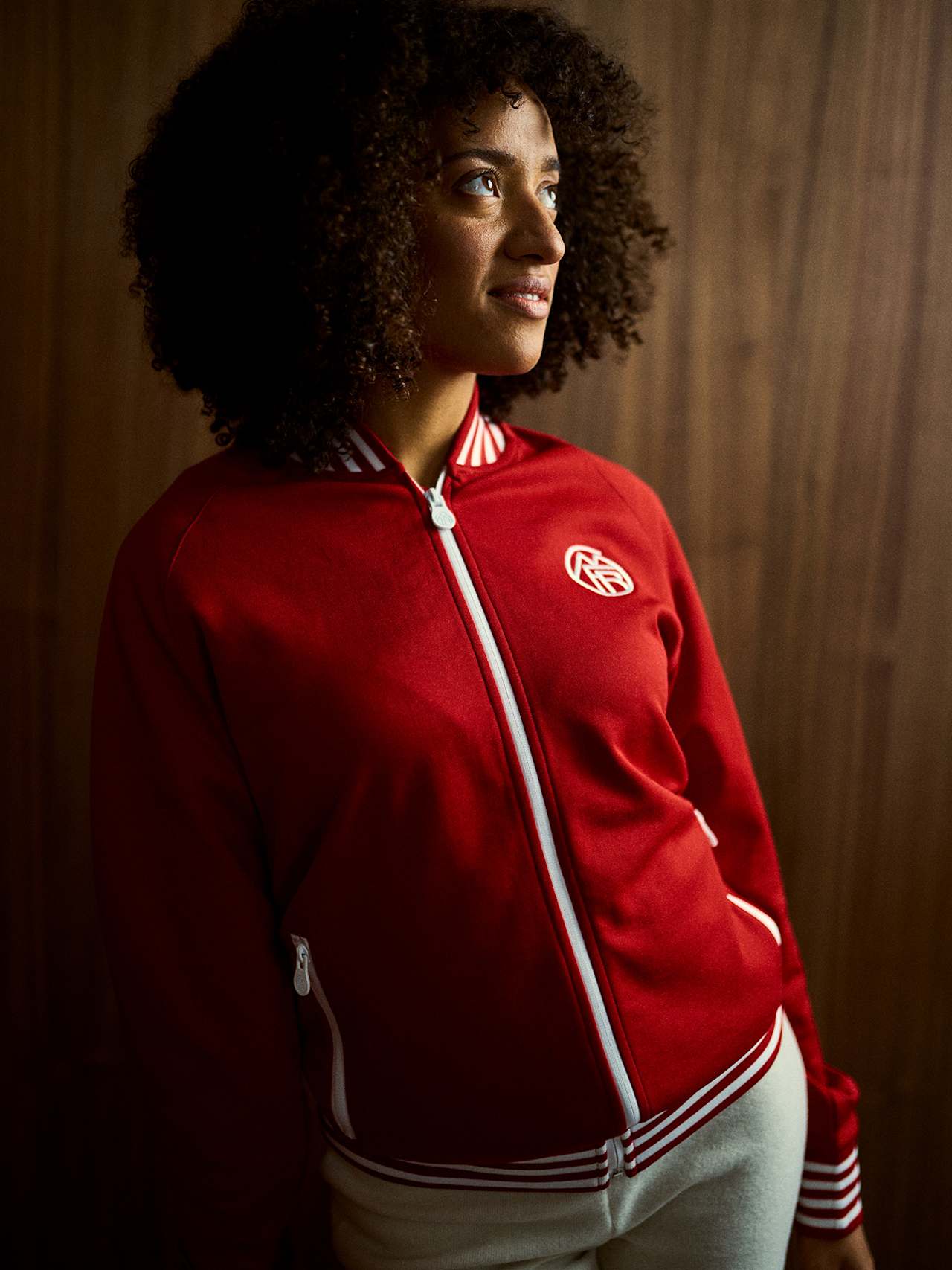 Members Club zip jacket detail 3