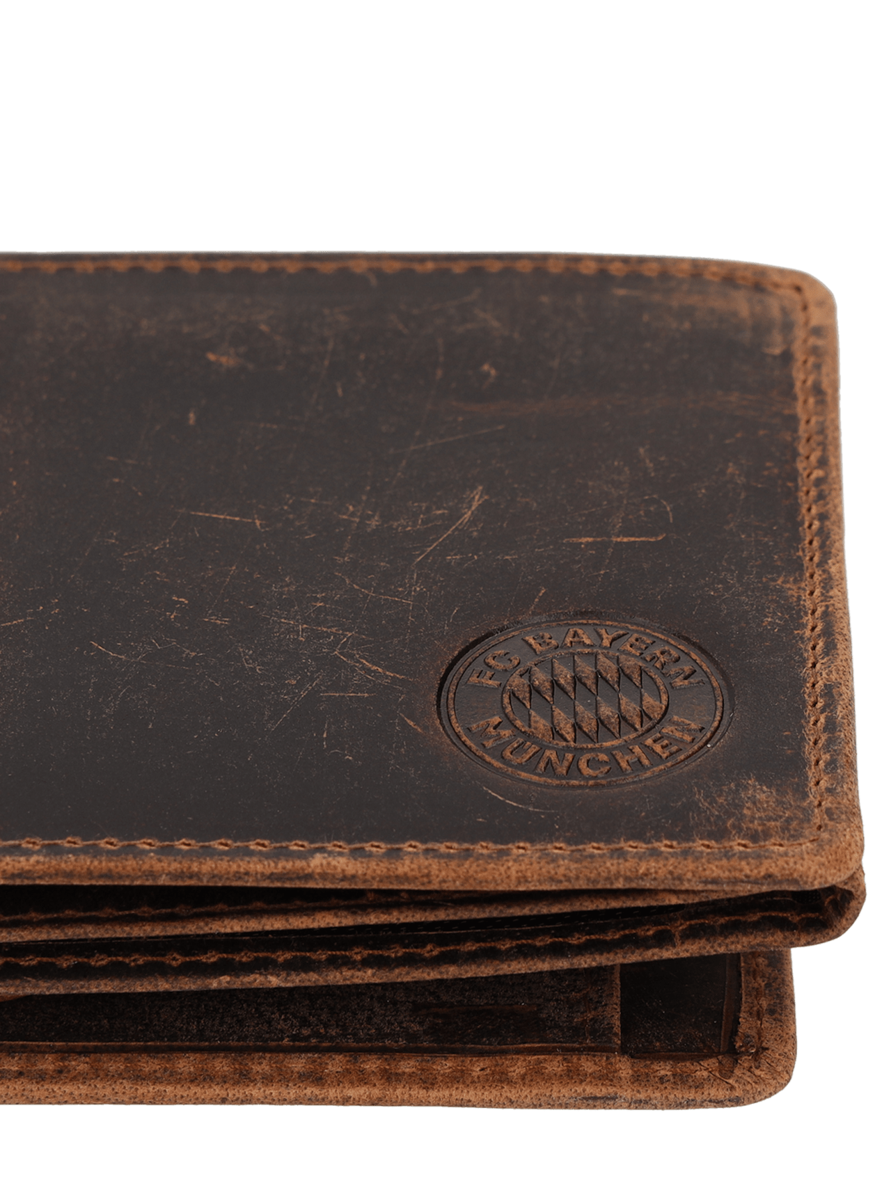 Leather set wallet & key fob detail 5