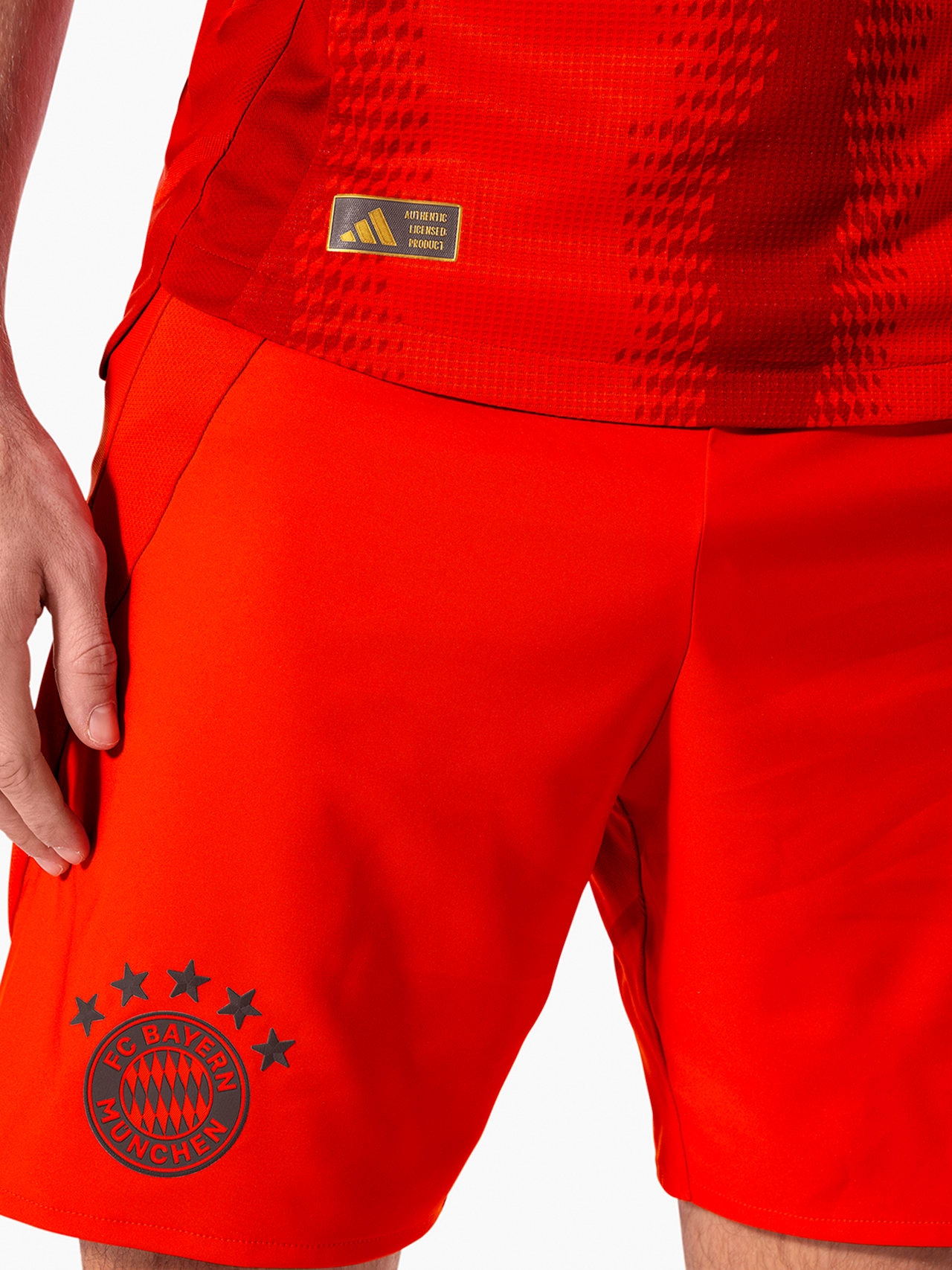 Authentic Short Home 24-25 detail 4