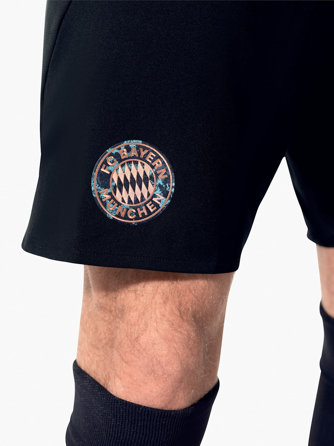 Authentic Shorts Away 24-25 detail 4