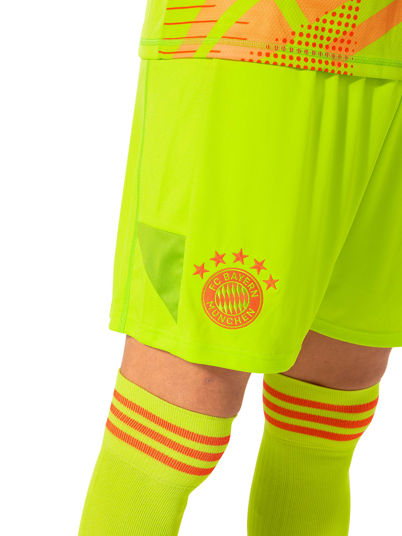 Short goalkeeper 24-25 detail 4
