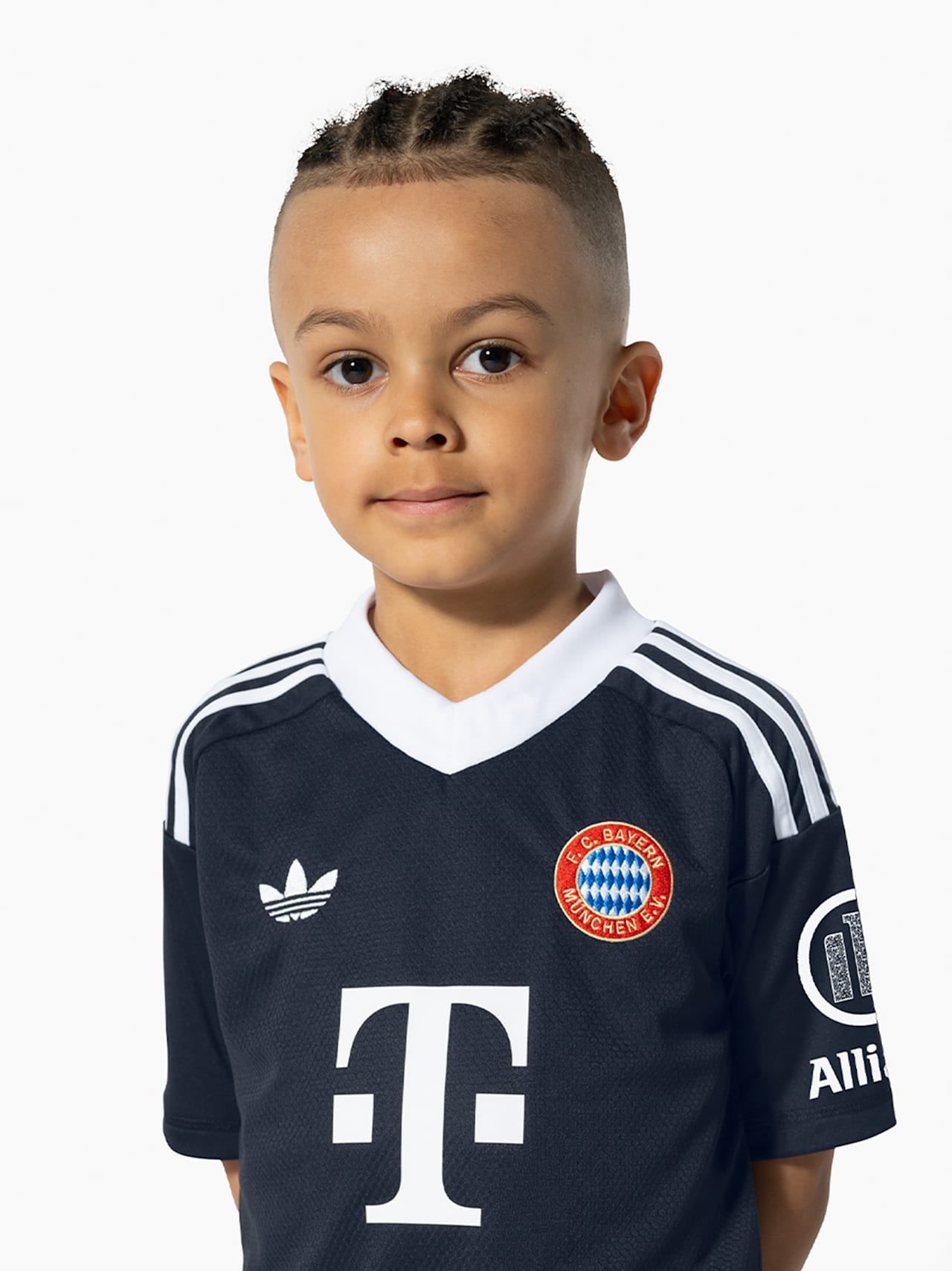 Maillot gardien de but UCL 24-25 detail 3
