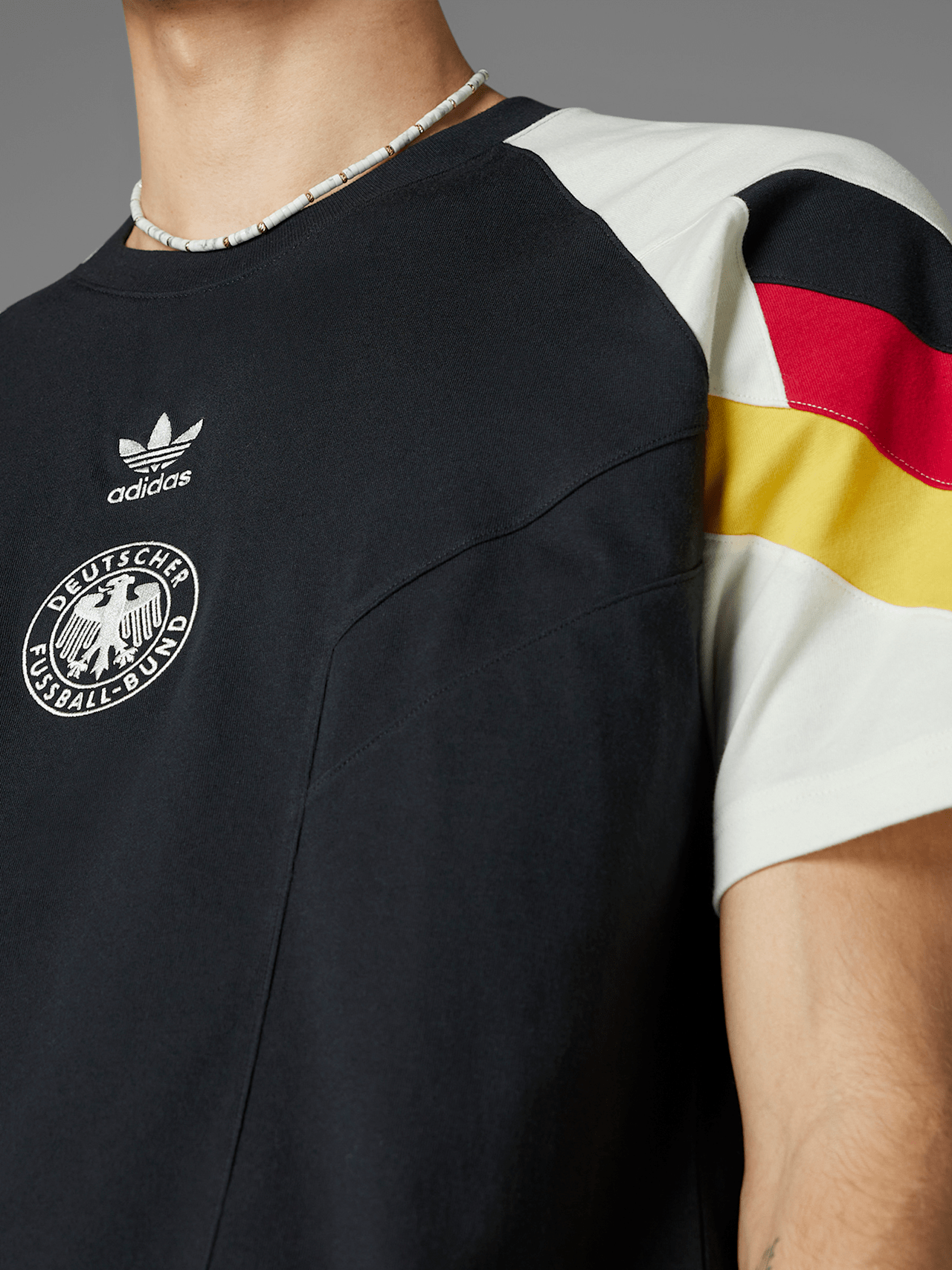 Retro T-Shirt DFB detail 5