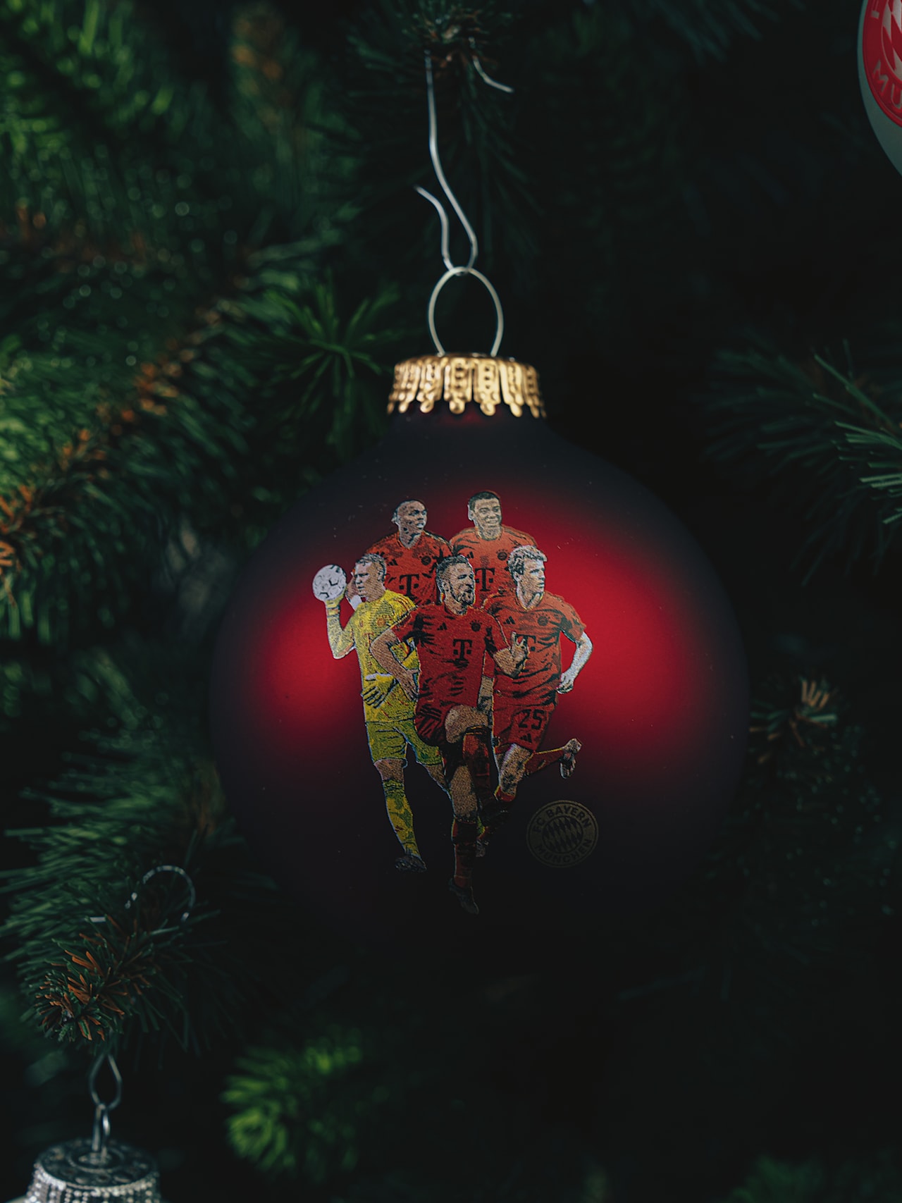Christbaumkugel Team detail 3