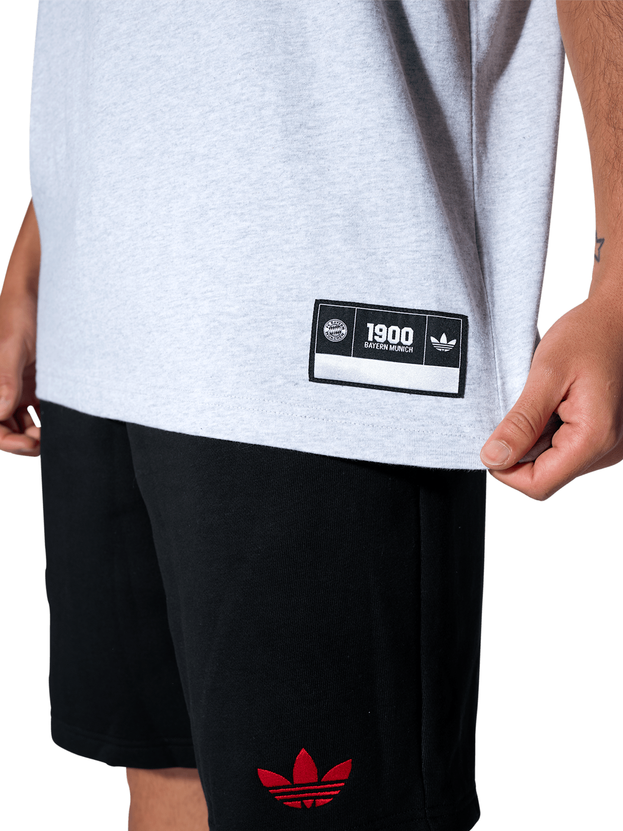 Varsity T-shirt detail 5
