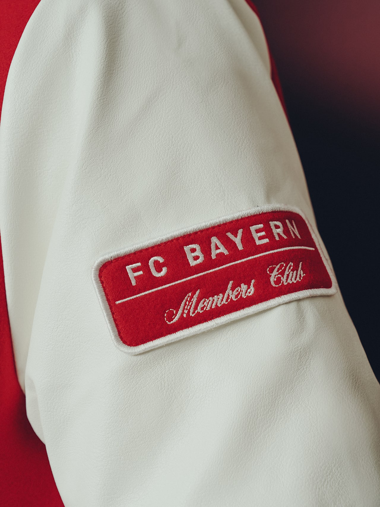 Collegejacke Members-Club detail 8