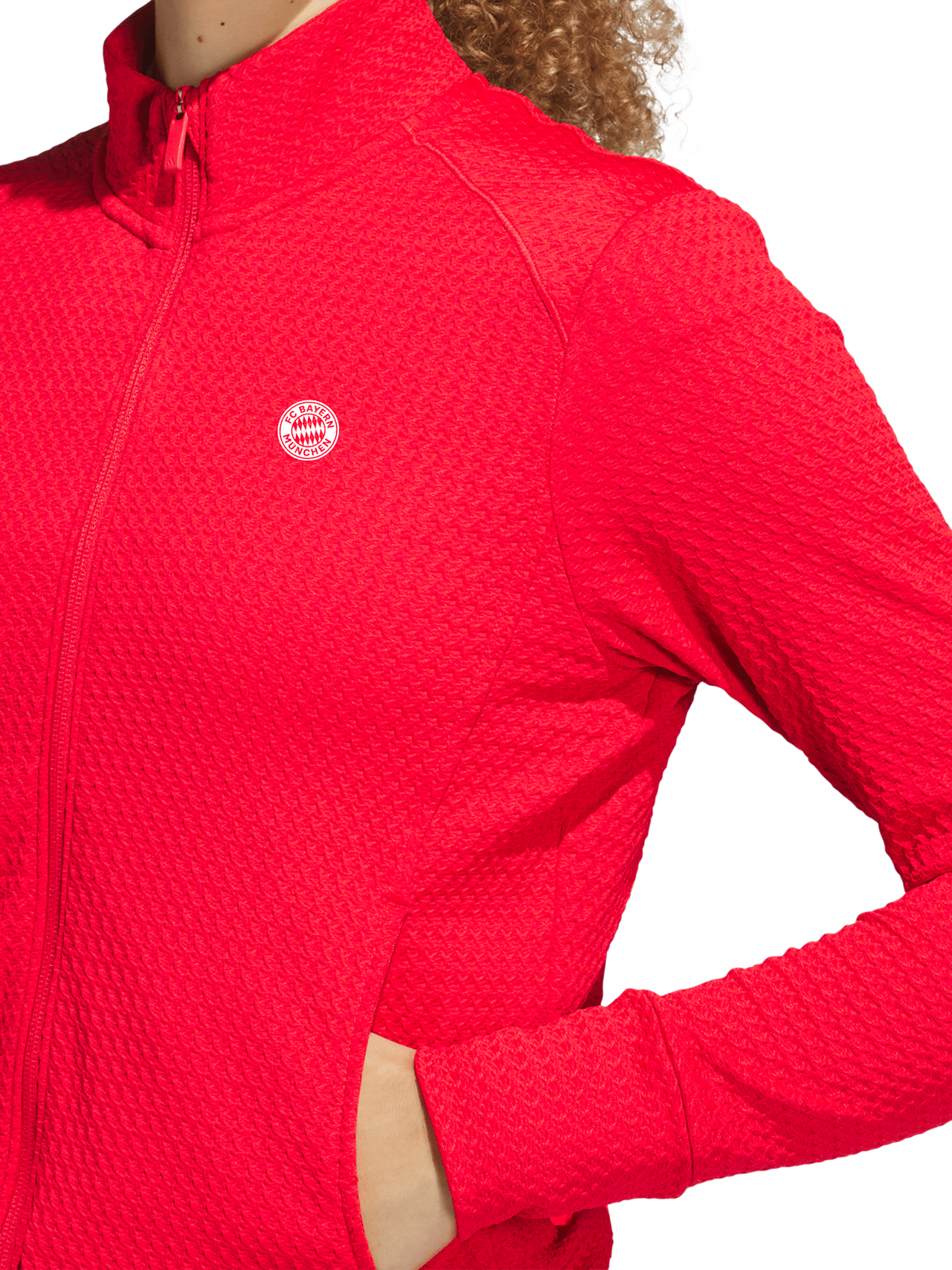 Zip jacket detail 3