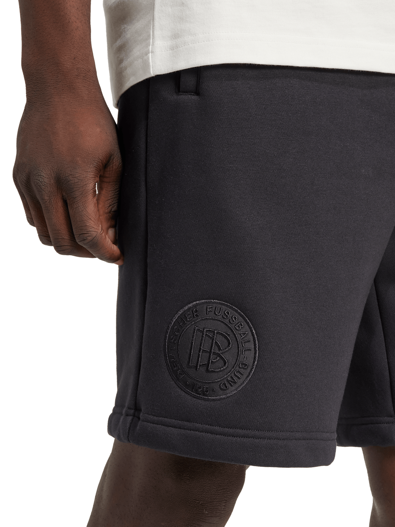 Short DFB 125 Jahre detail 2