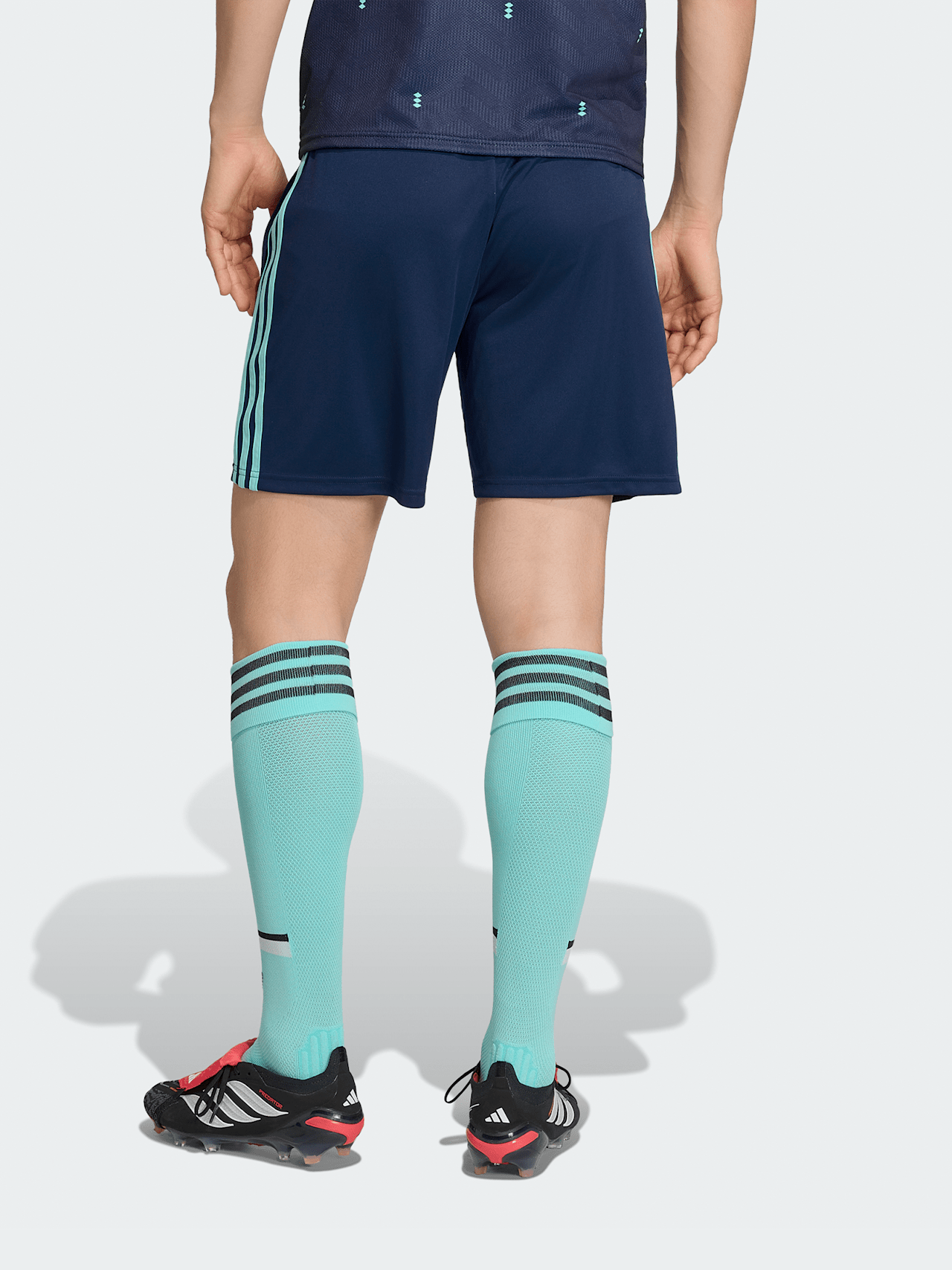 Short DFB Away detail 2