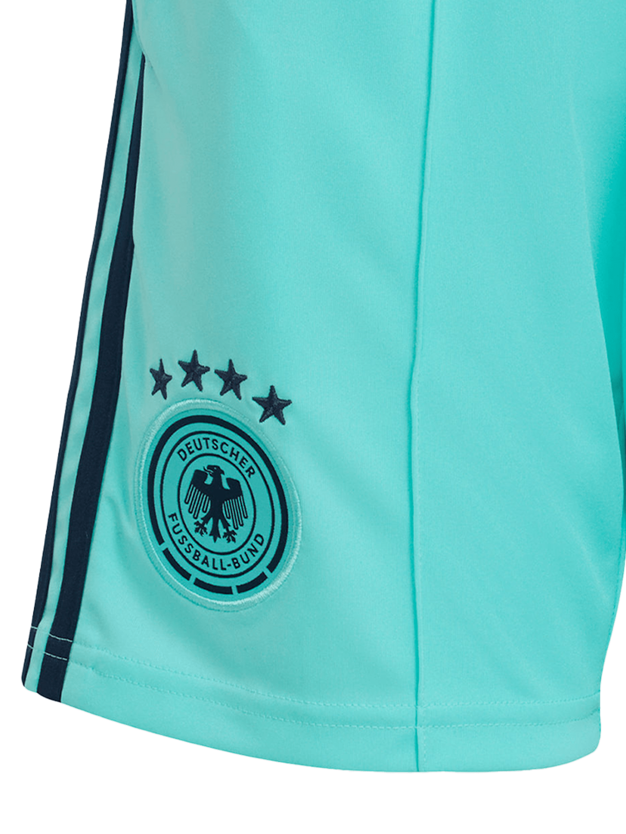 Short DFB Away detail 2