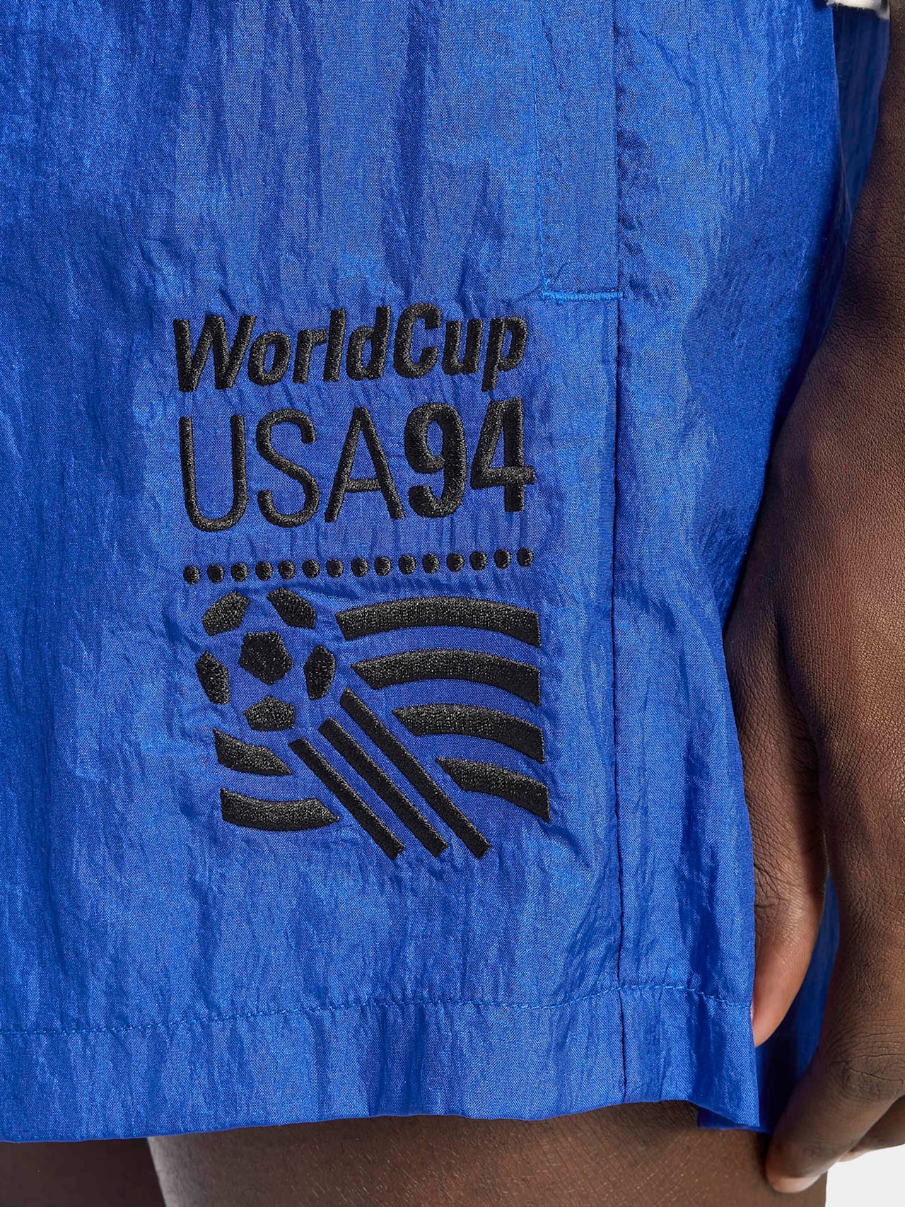 Short Graphic US94 detail 5