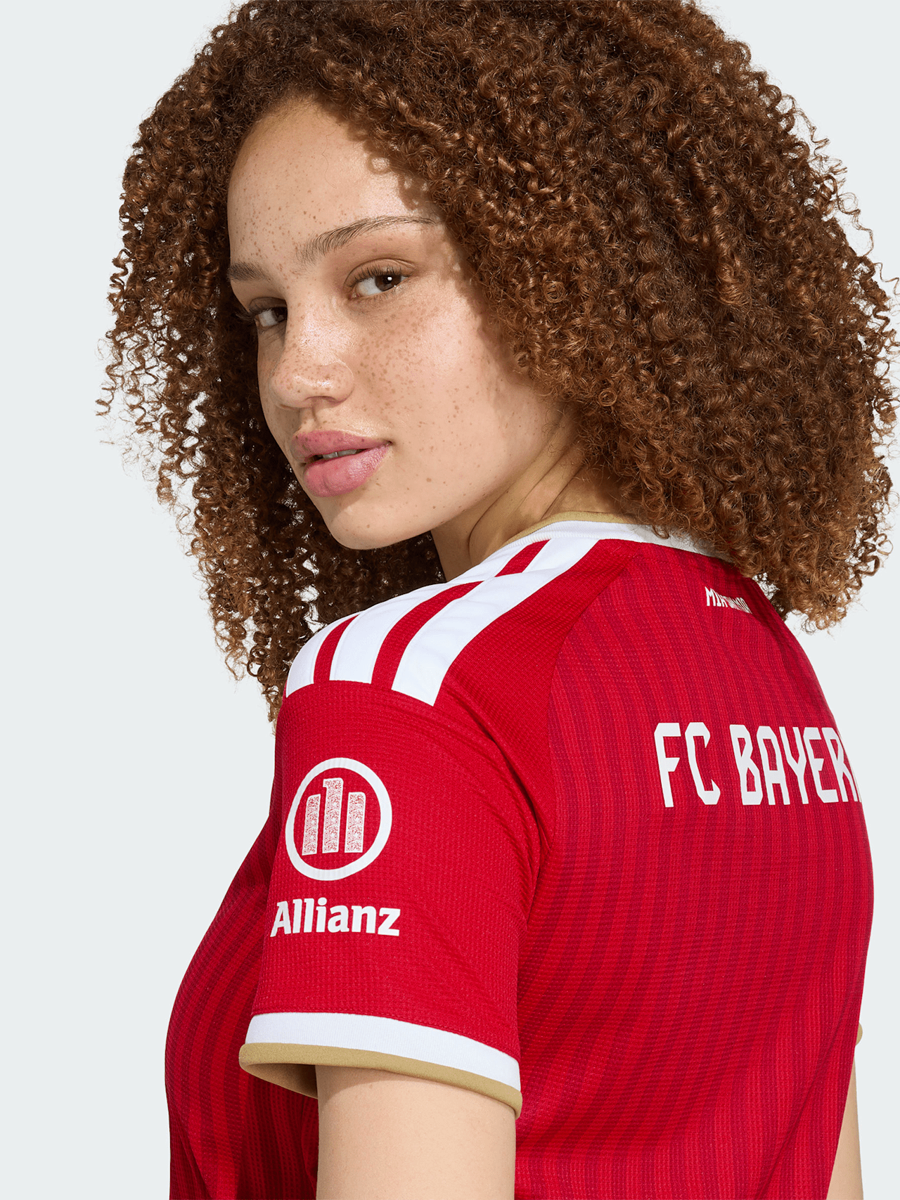 Jersey Home 26-27 detail 3