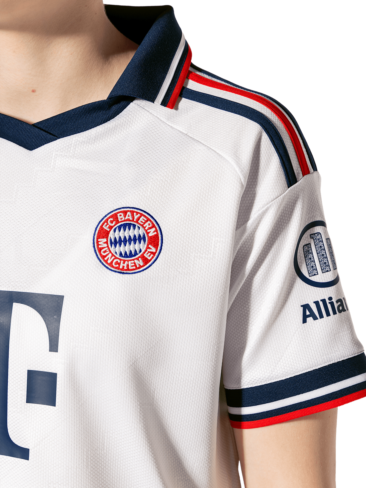 Cropped Jersey Away 26-27 detail 5