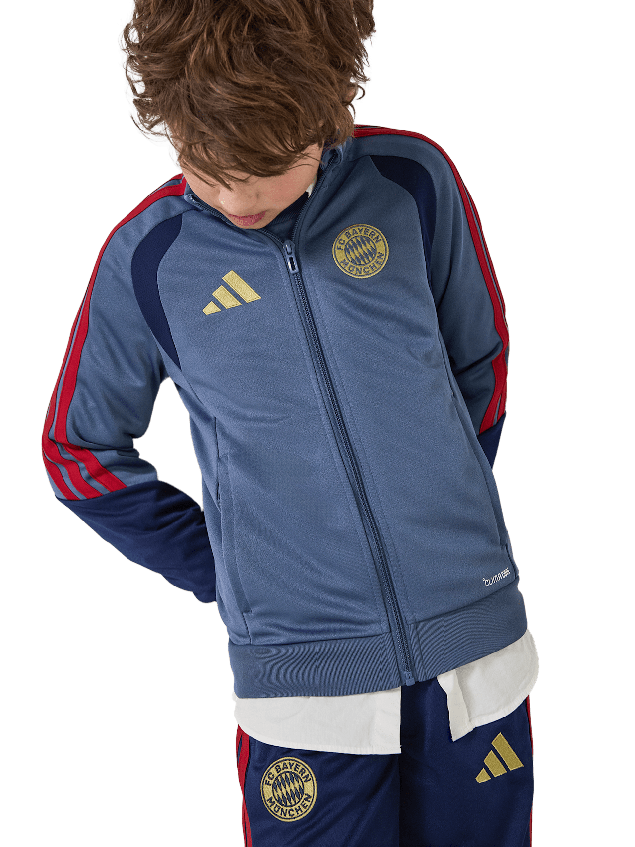 Teamline tracksuit detail 3