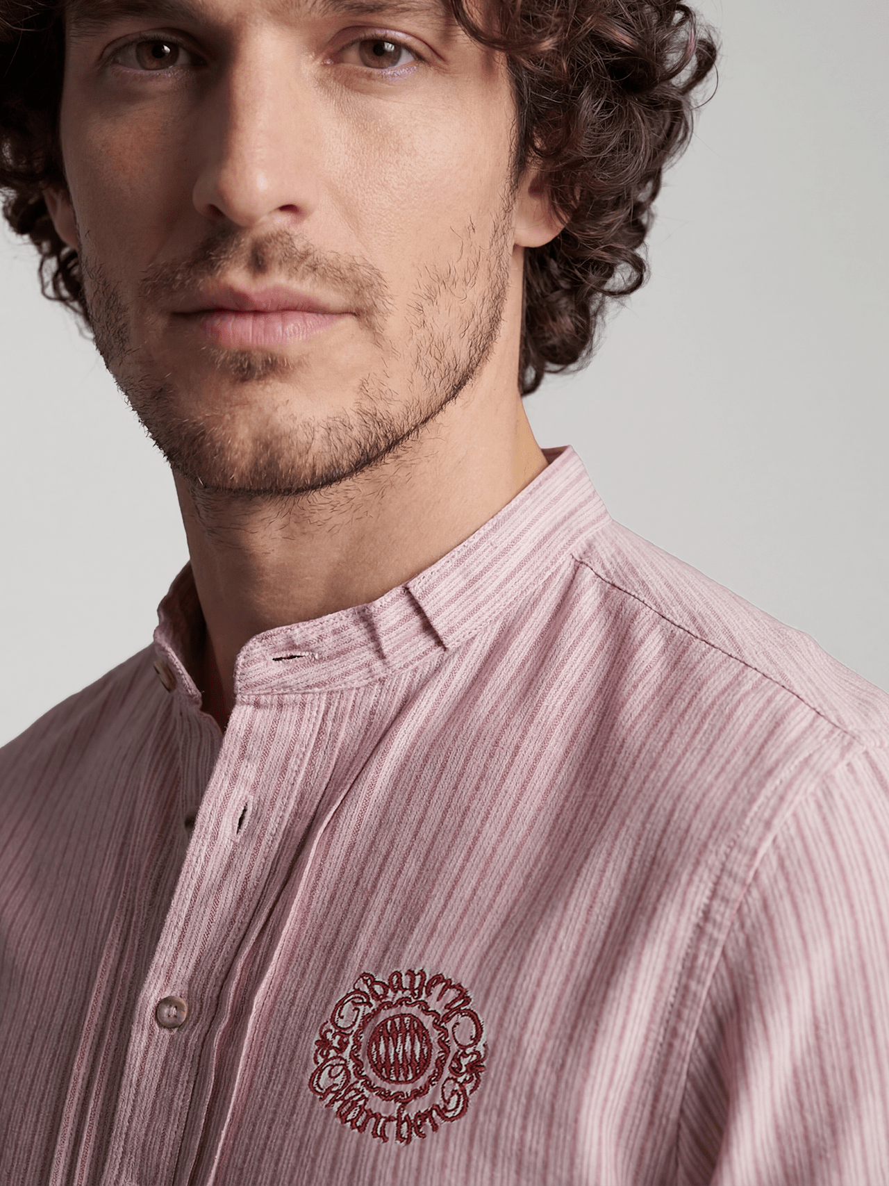 Camisa estilo bávaro detail 4