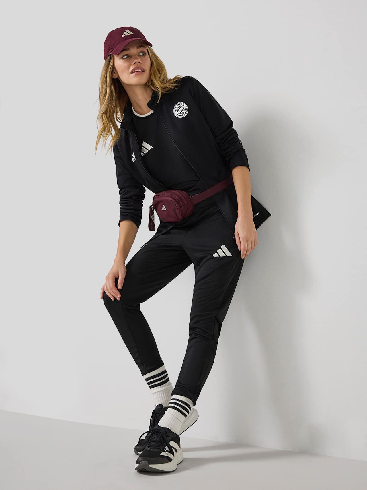 Pantalon de survêtement Sports detail 3