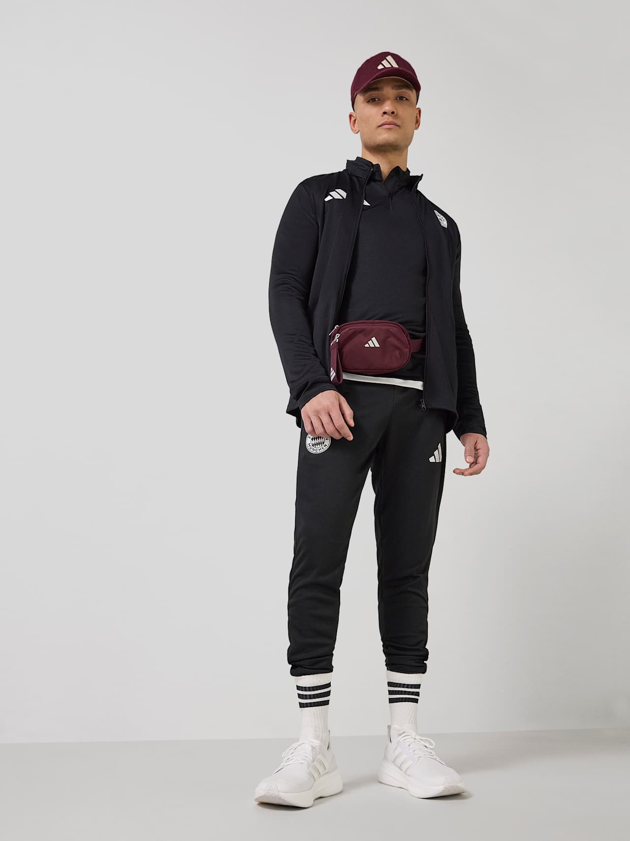 Pantalon de survêtement Sports detail 4