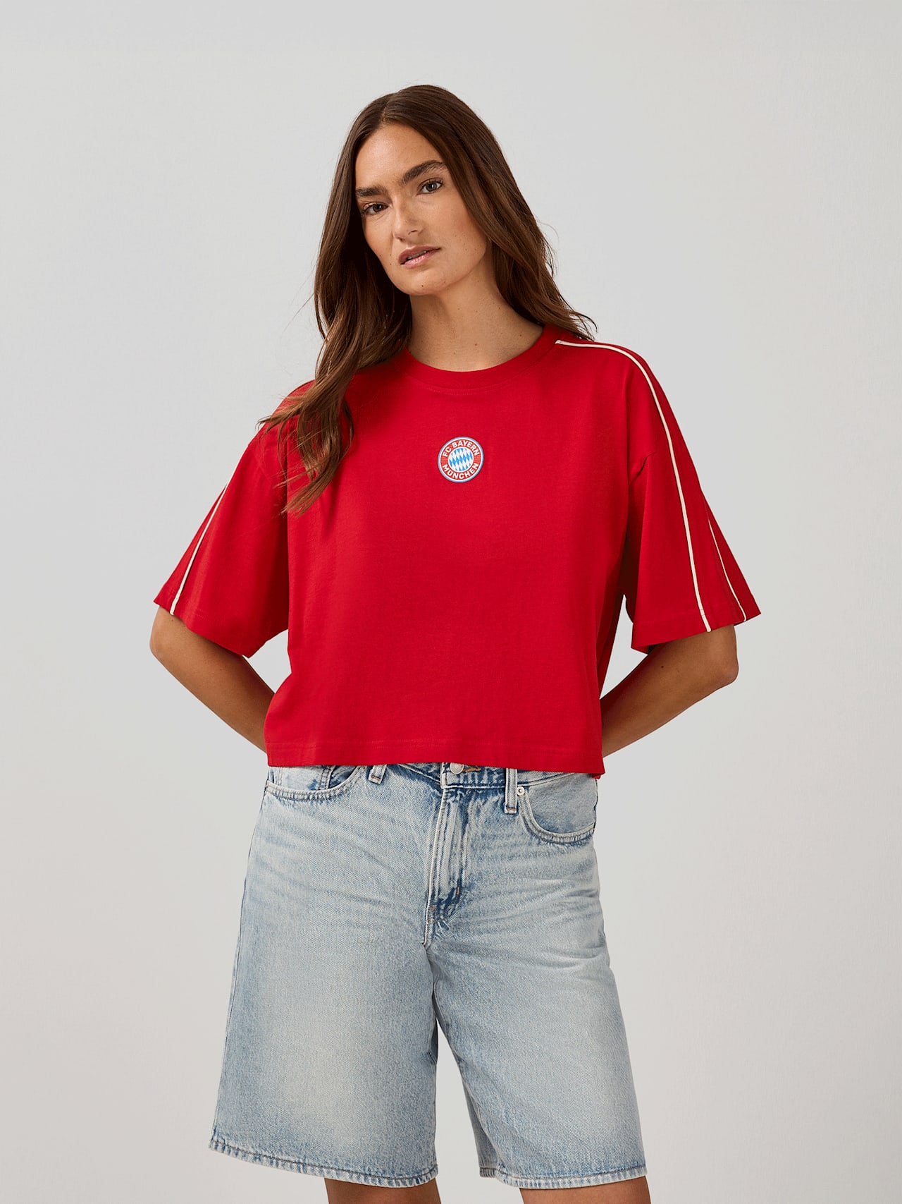 Cropped T-shirt Essentials detail 1