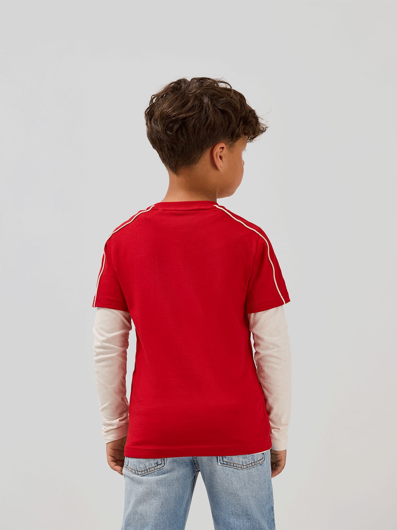 T-Shirt Essentials detail 2