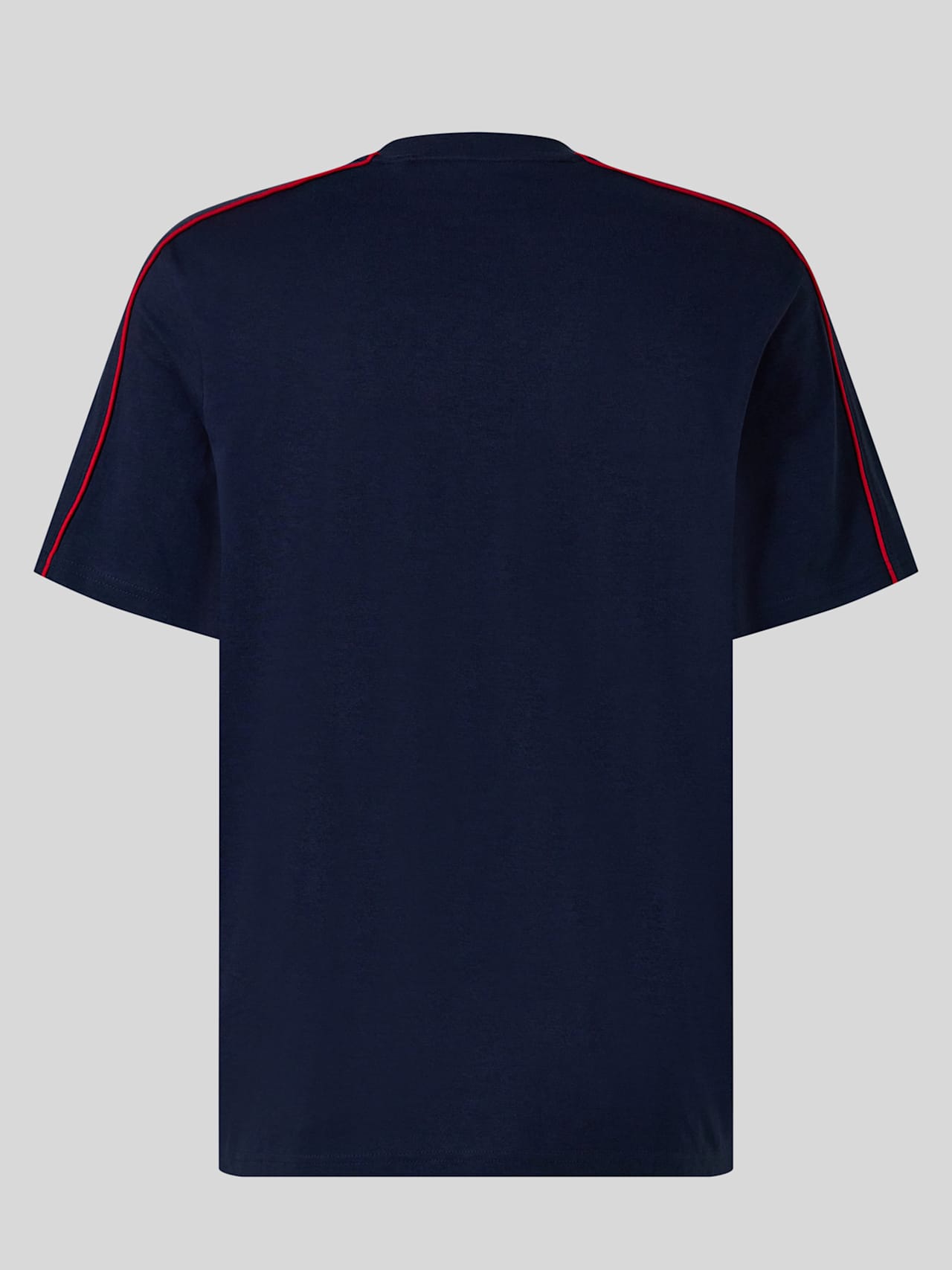 T-Shirt Essentials detail 6