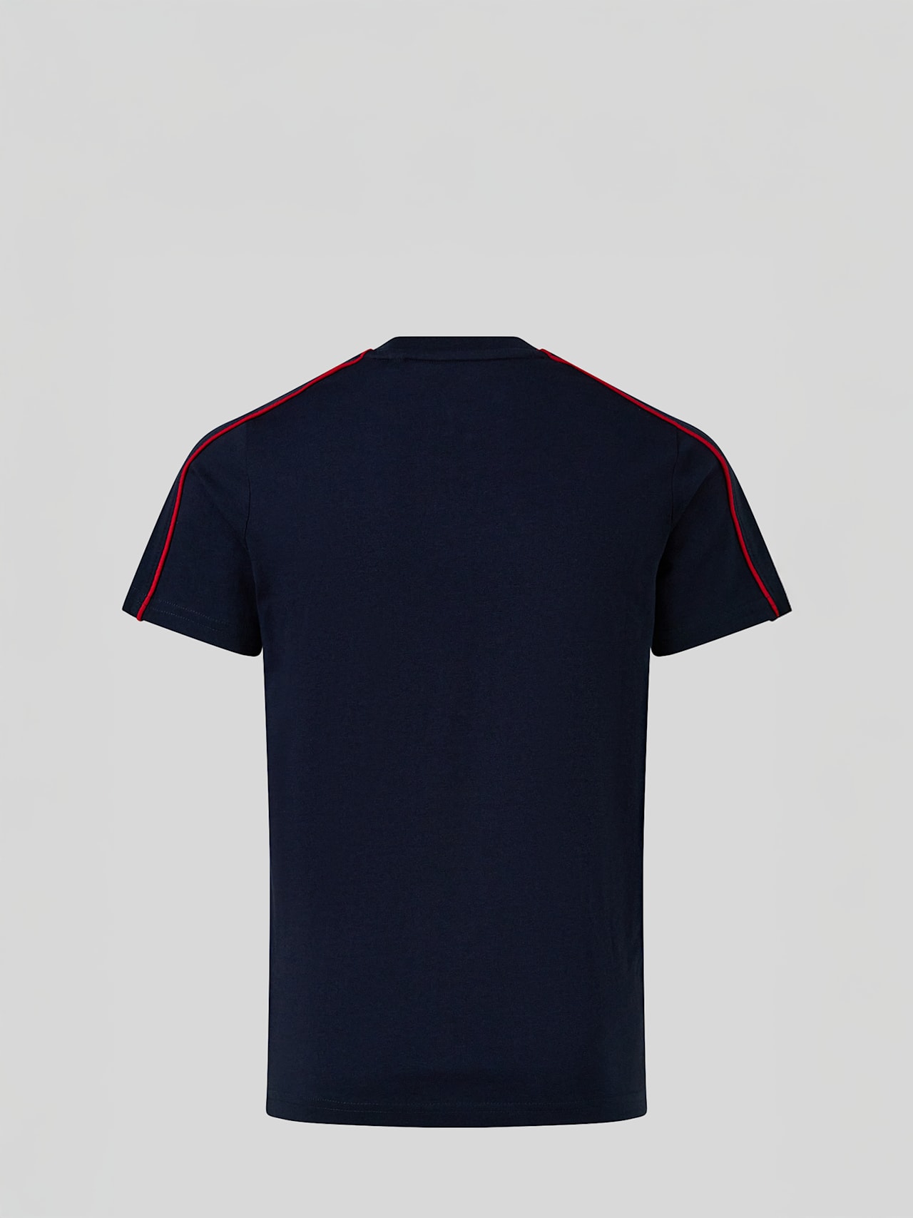 T-Shirt Essentials detail 6