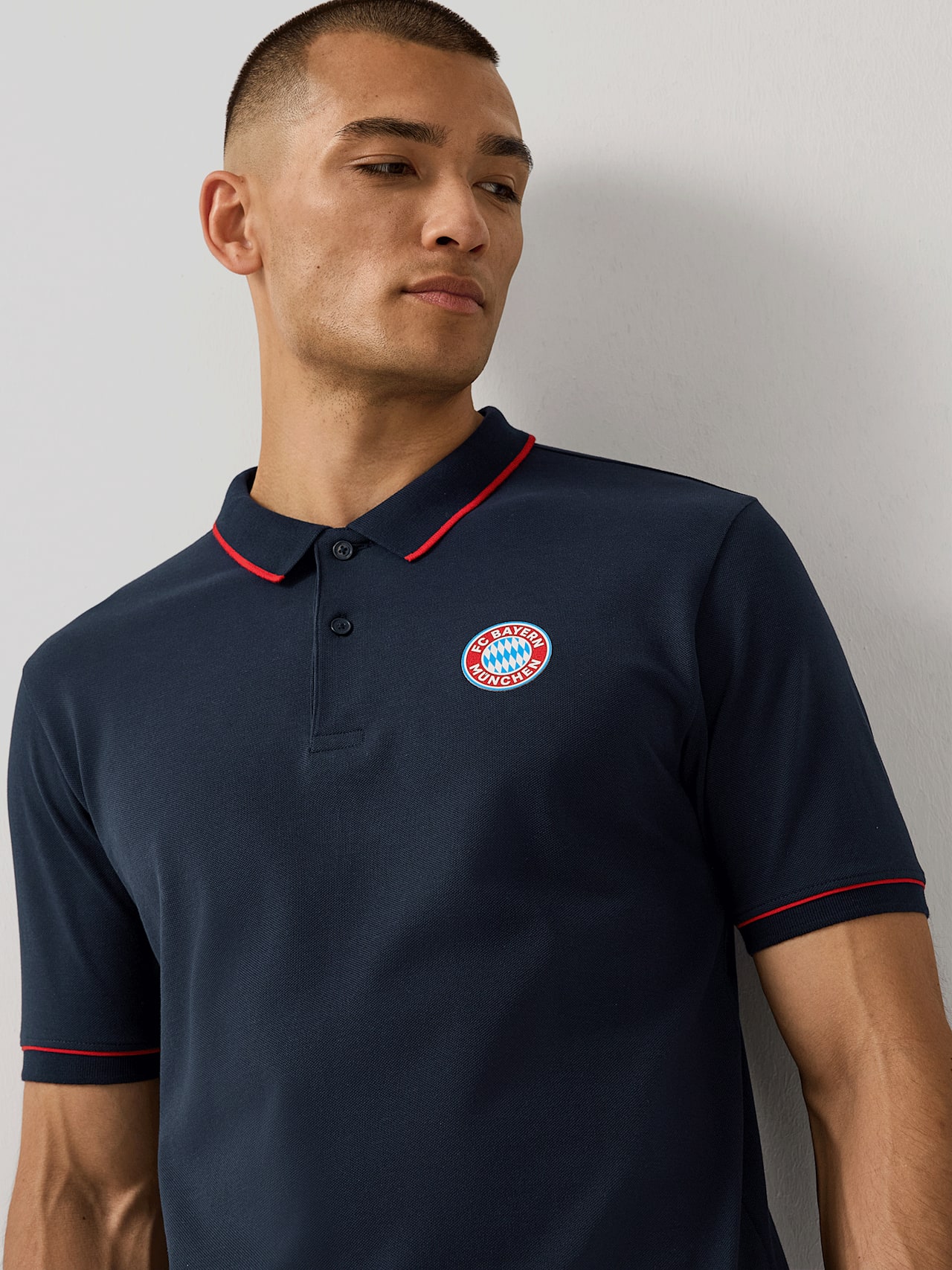 Polo Essentials detail 3