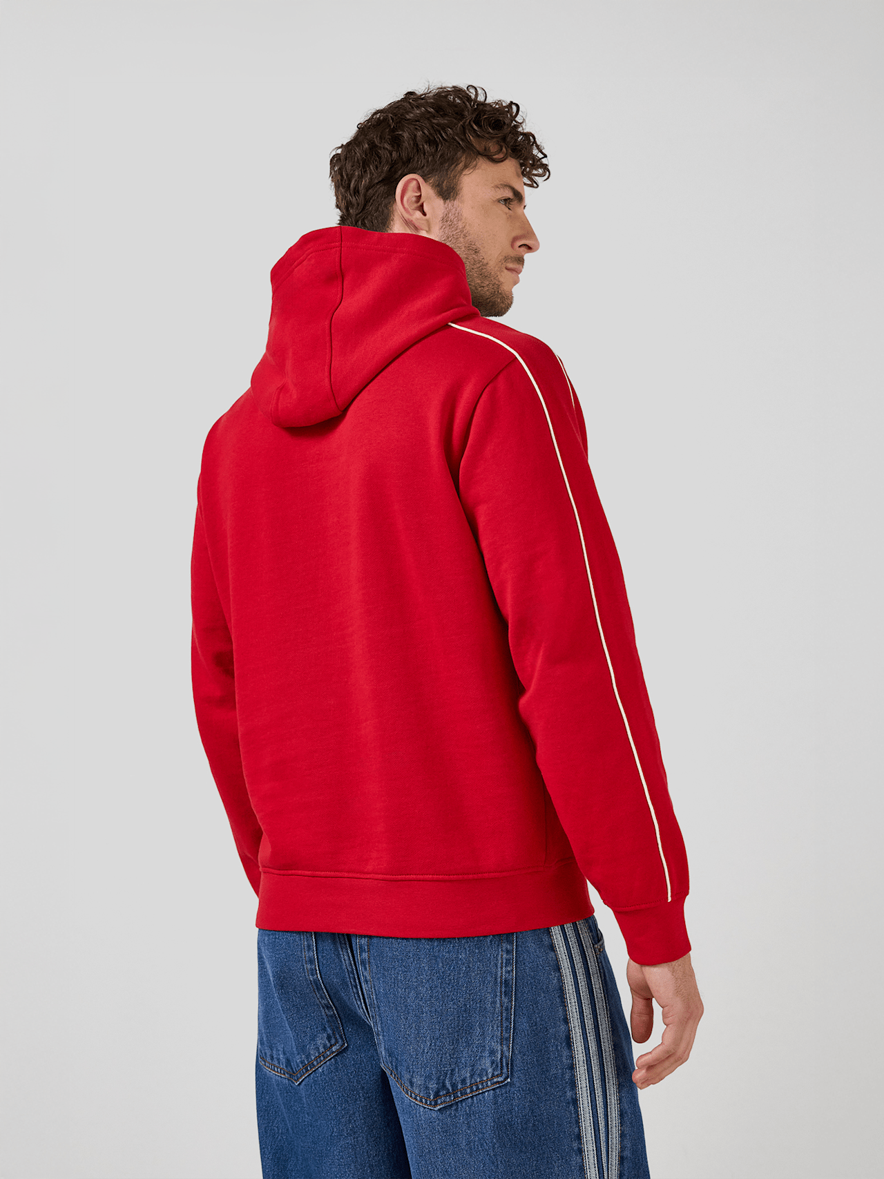 Hoodie Essentials detail 2