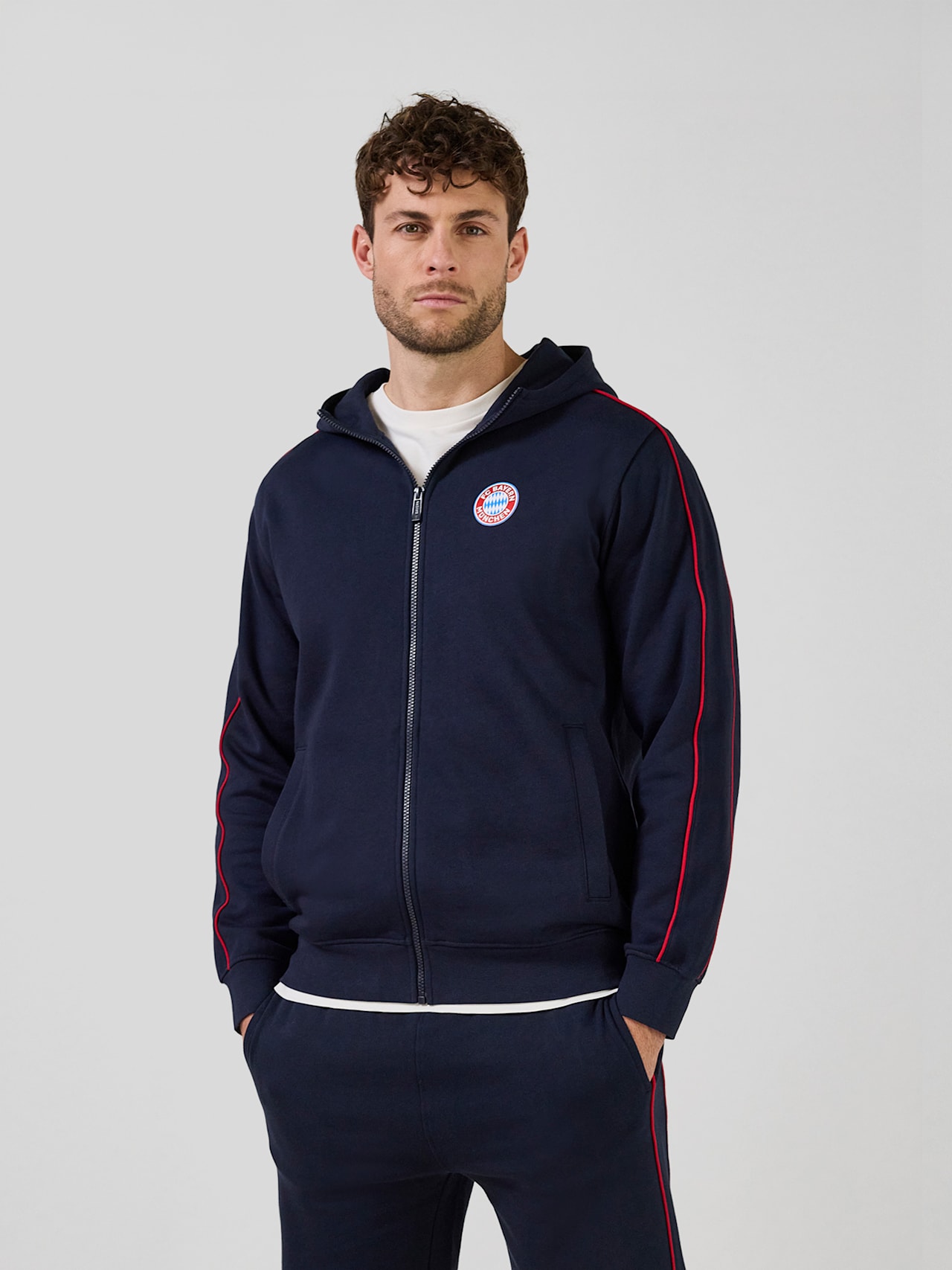 Zip-Hoodie Essentials detail 1