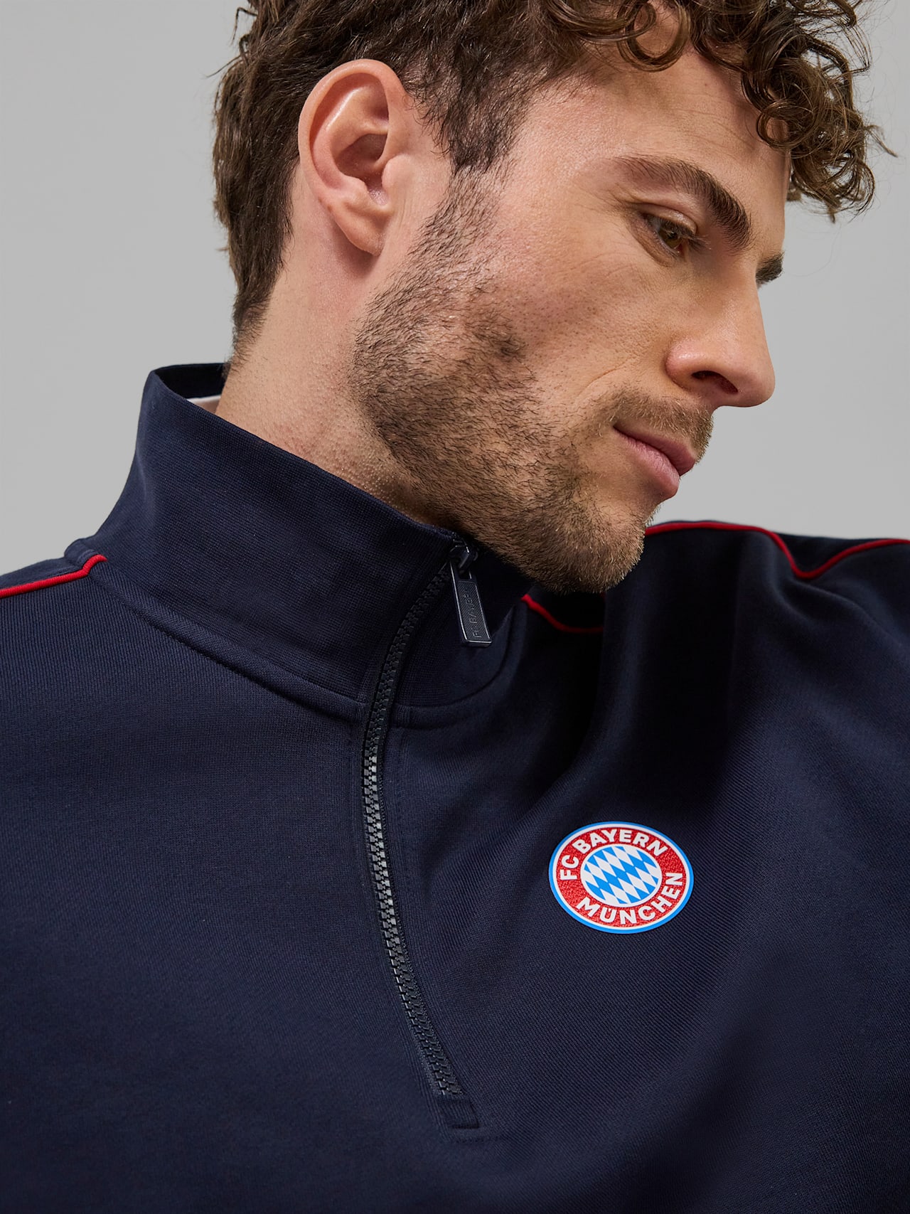 Half-Zip Pullover Essentials detail 3