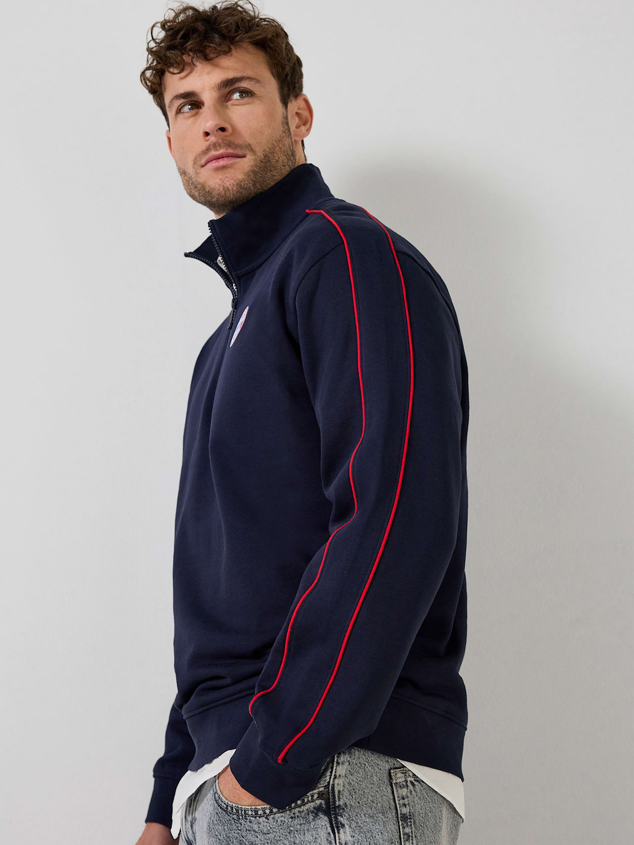 Half-Zip Pullover Essentials detail 4