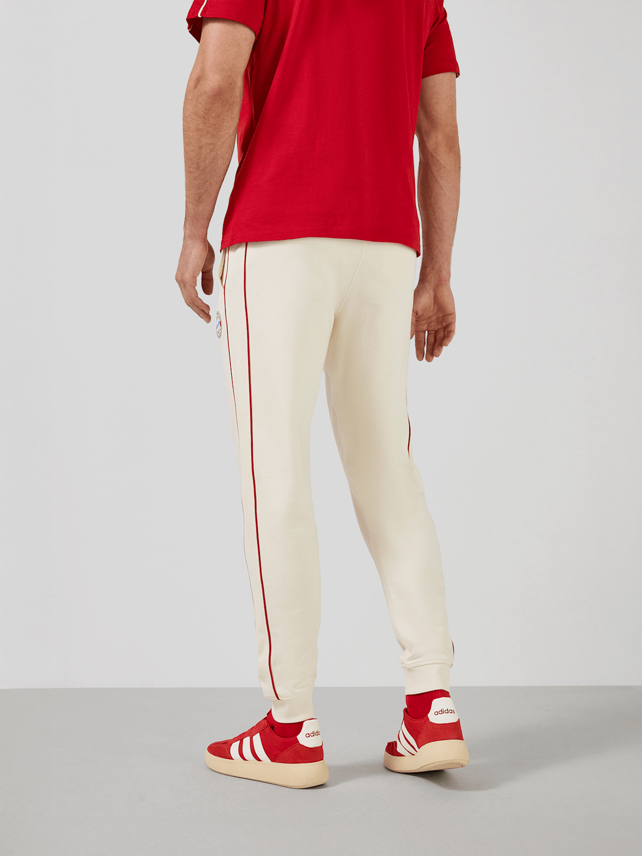 Sweatpant Essentials detail 2