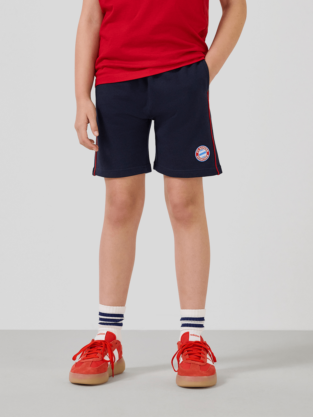 Kids Essentials Sweatshorts 1
