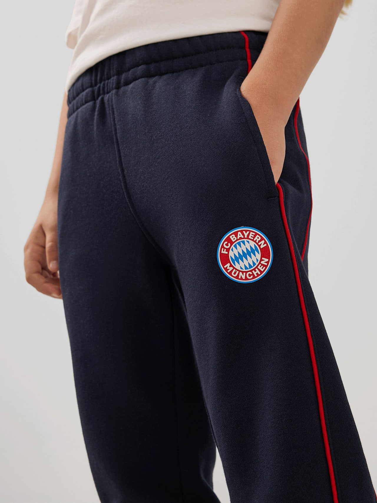 Pantaloni della tuta Essentials detail 3