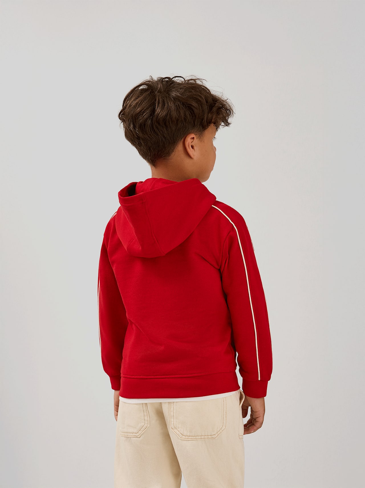 Hoodie Essentials detail 2