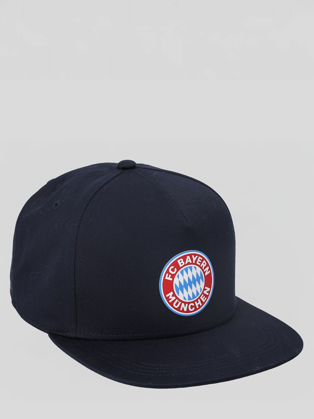 Snapback cap Essentials detail 2
