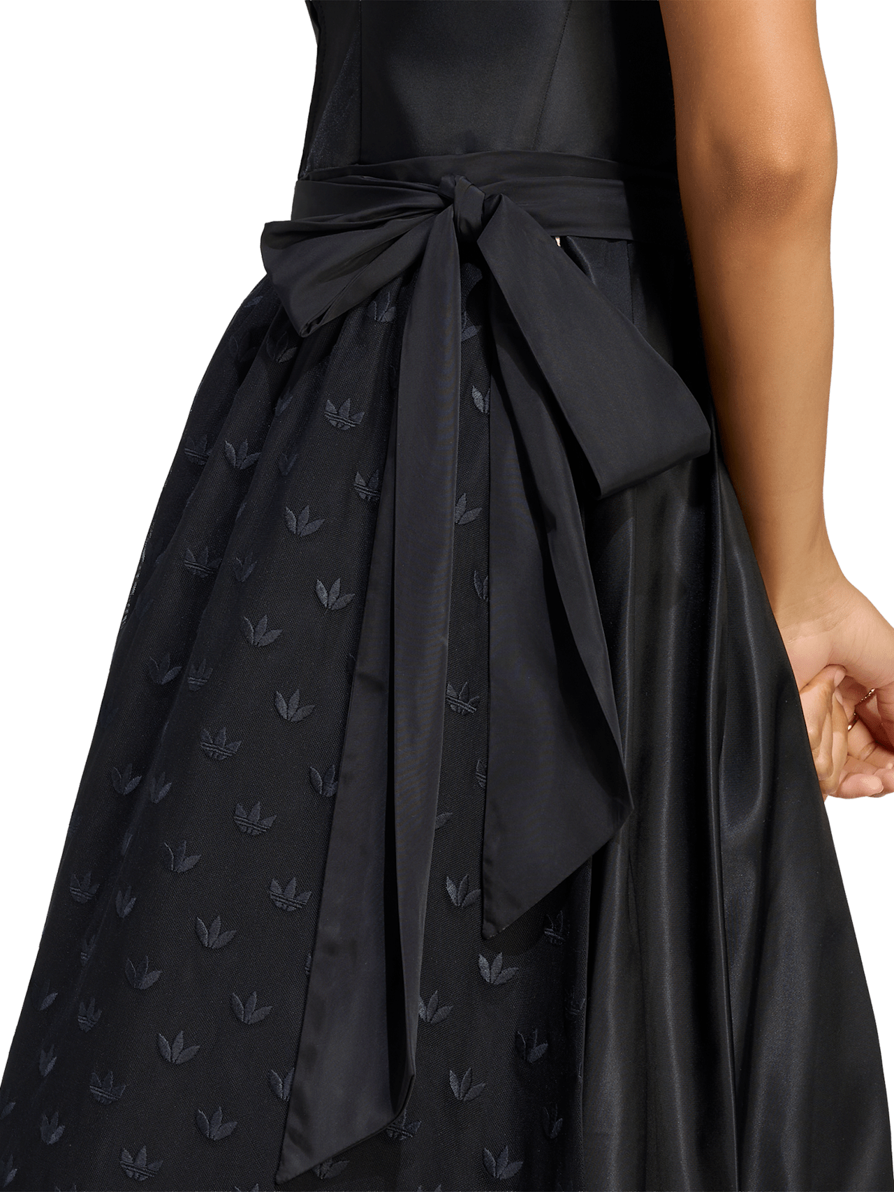 Dirndl detail 5