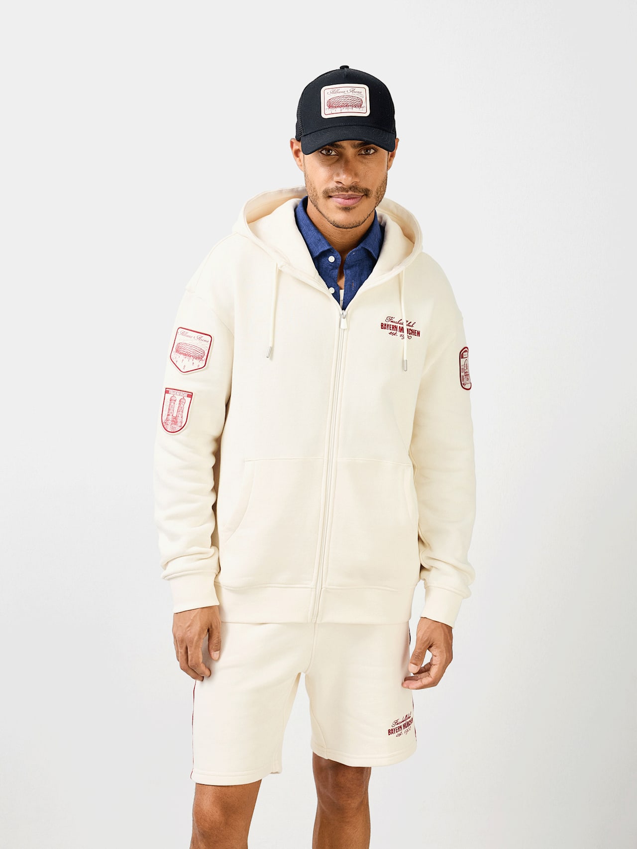 Zip-Up Hoodie Munich detail 1
