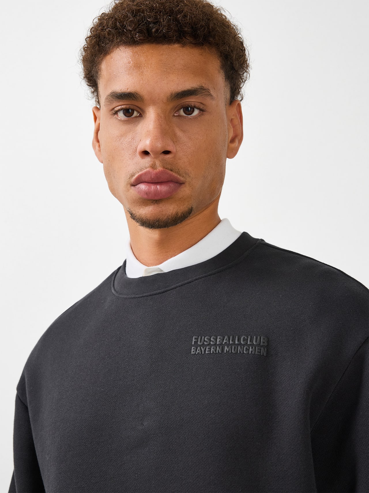Sweatshirt Premium Essentials detail 5