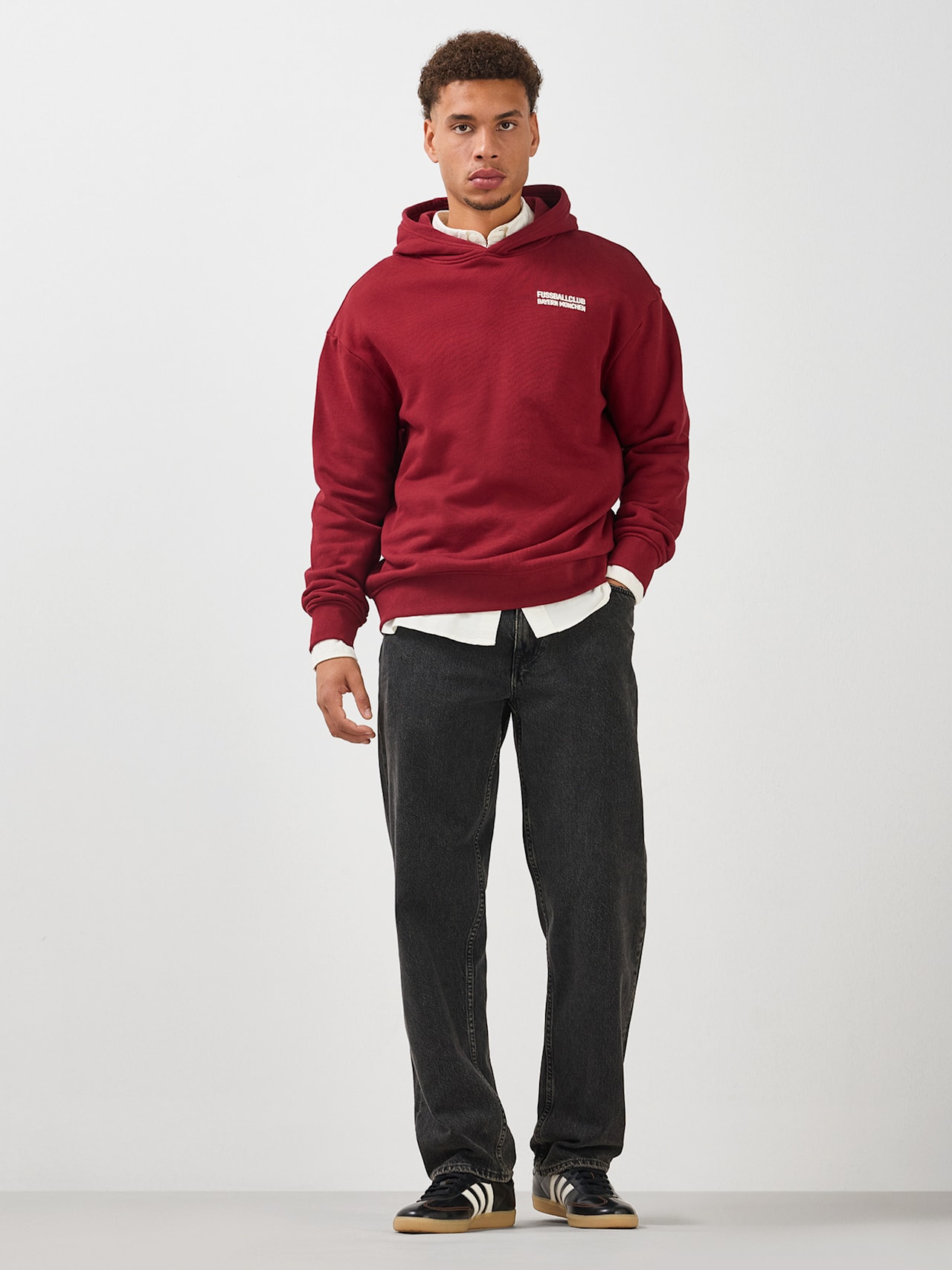 Hoodie Premium Essentials detail 3