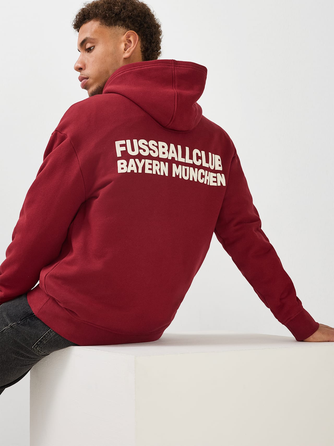 Hoodie Premium Essentials detail 7