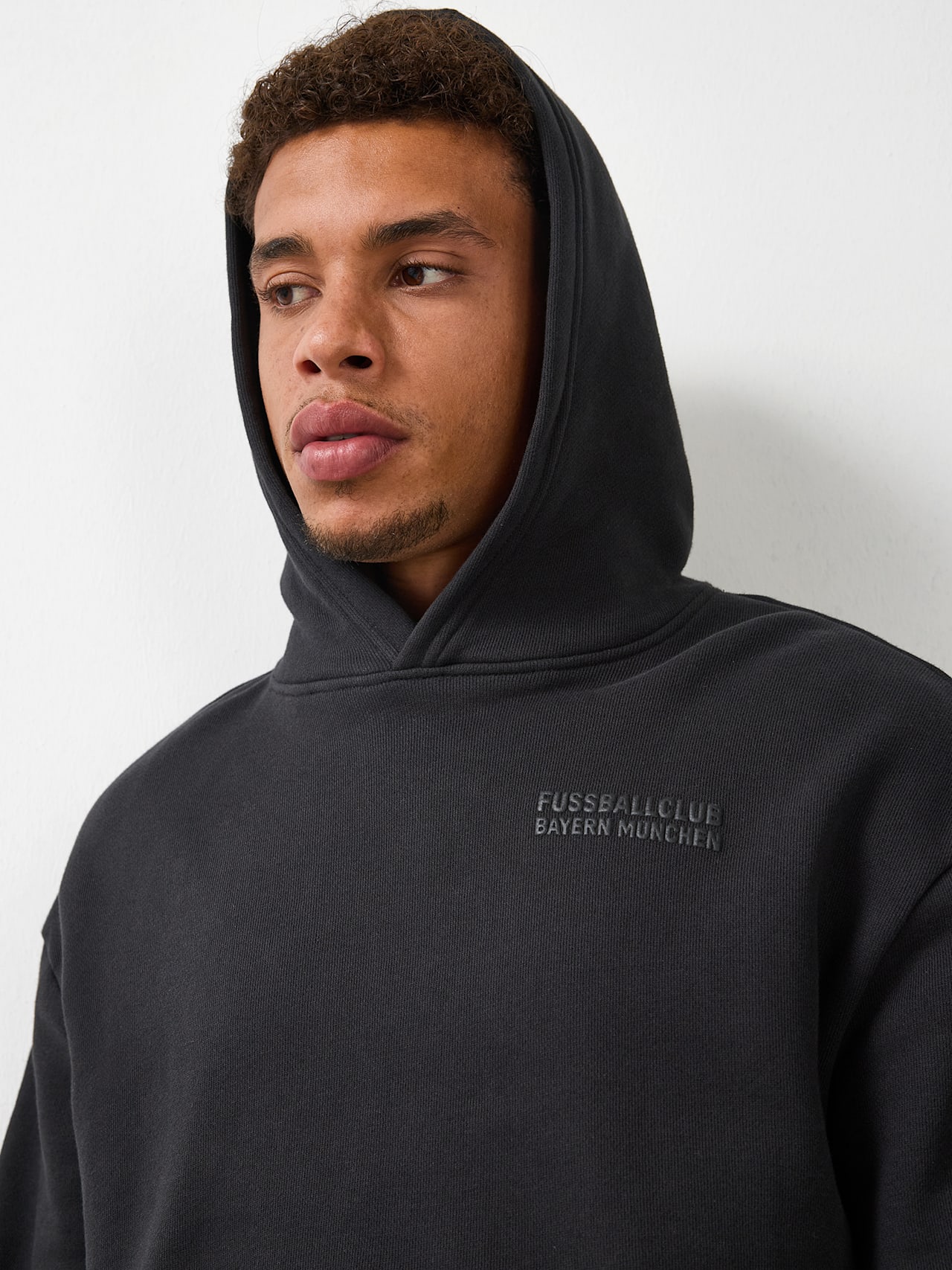 Hoodie Premium Essentials detail 6