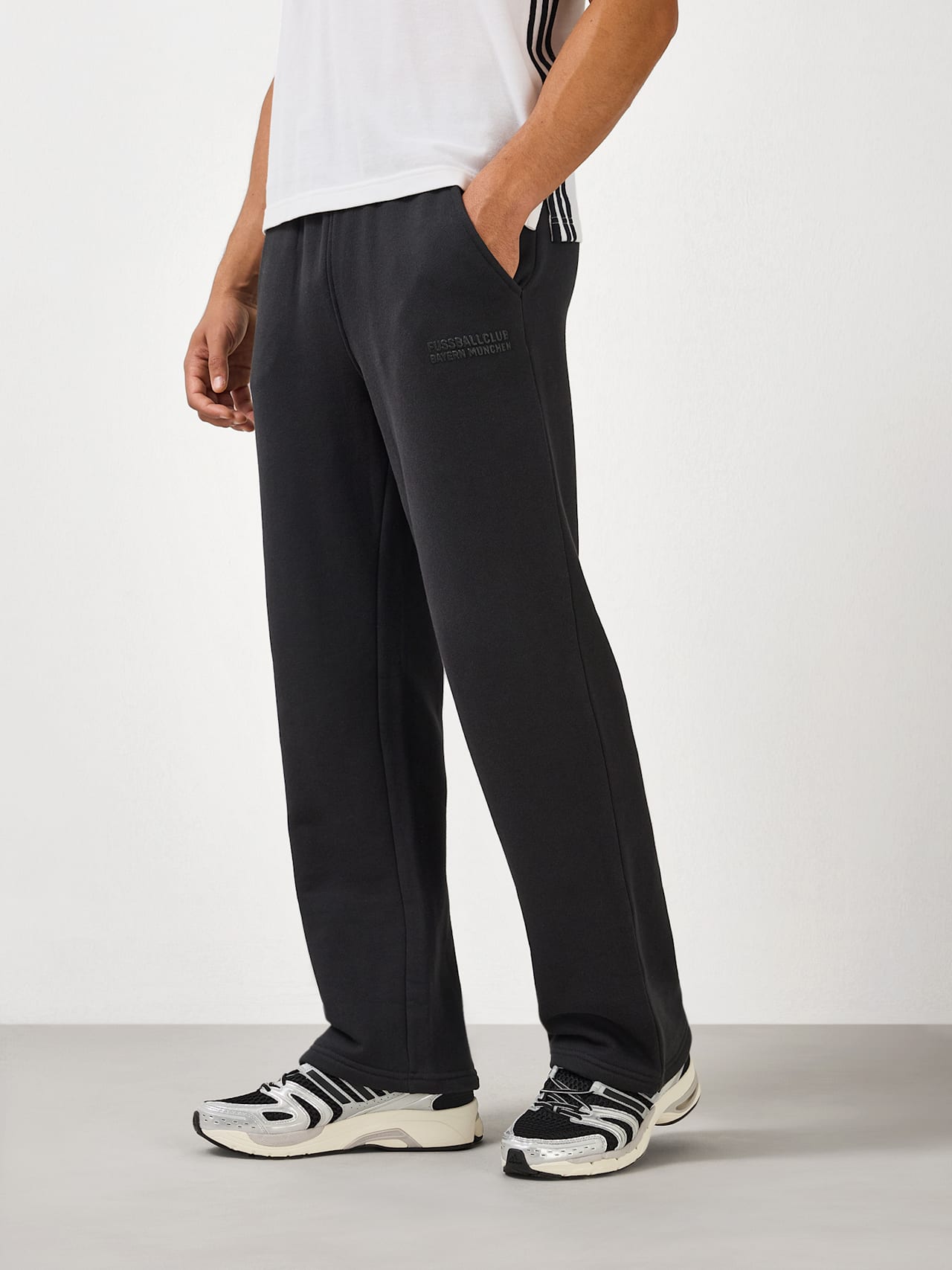 Unisex Sweatpant Premium Essentials 1
