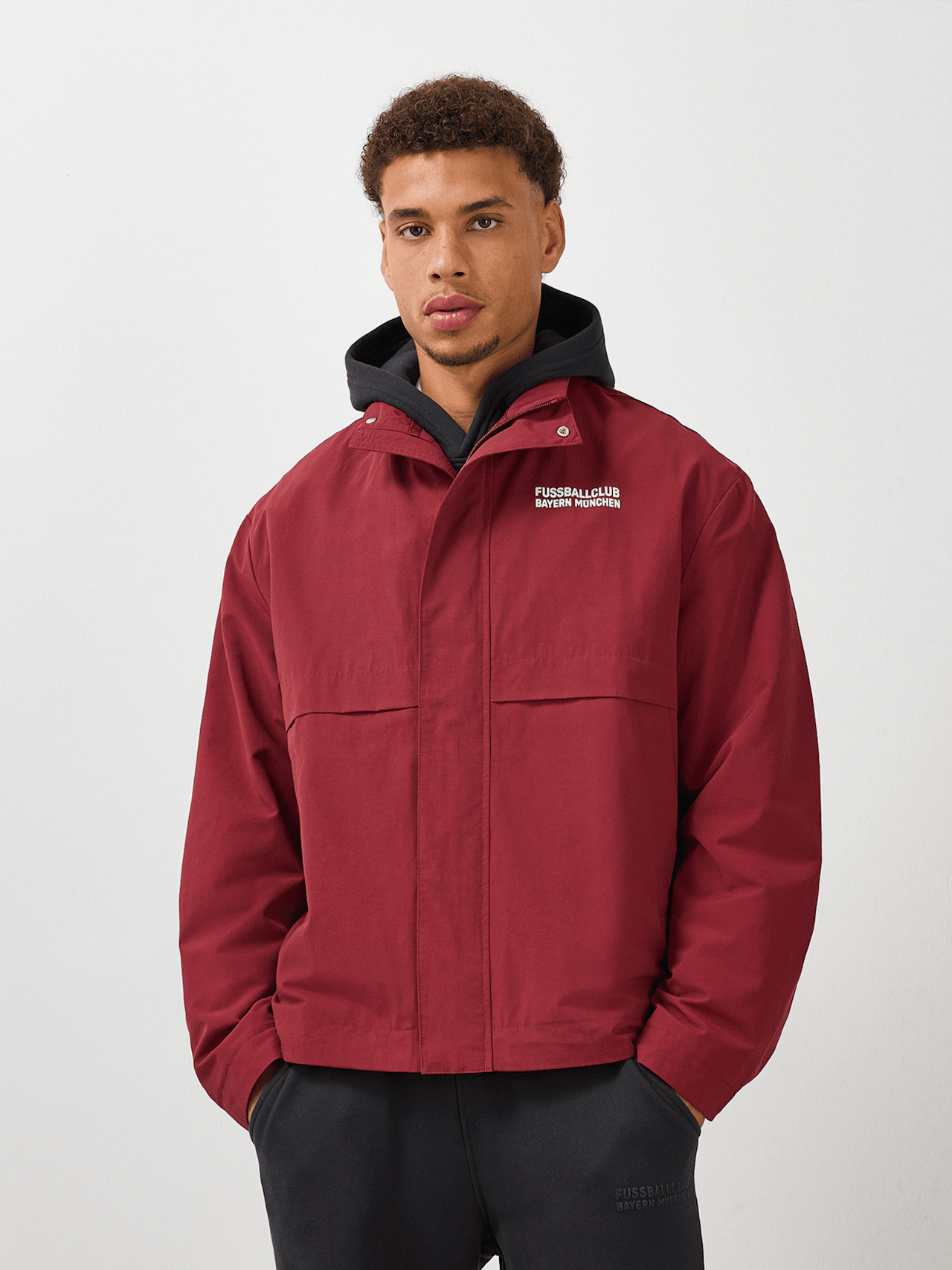 Windbreaker Premium Essentials detail 1