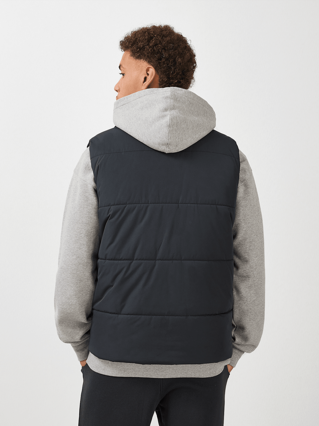 Premium Essentials Quilted Vest detail 2